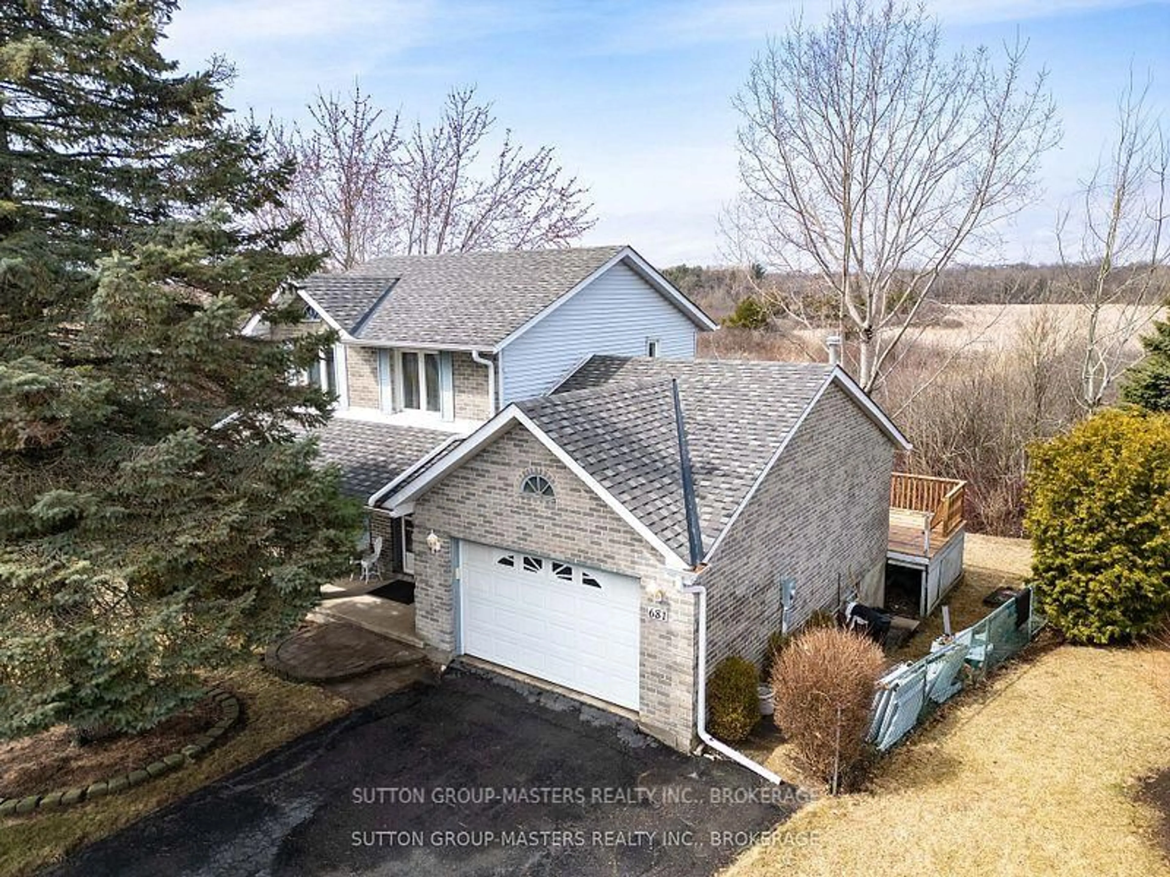 A pic from outside/outdoor area/front of a property/back of a property/a pic from drone, unknown for 681 Rivermeade Ave, Kingston Ontario K7M 7Z7