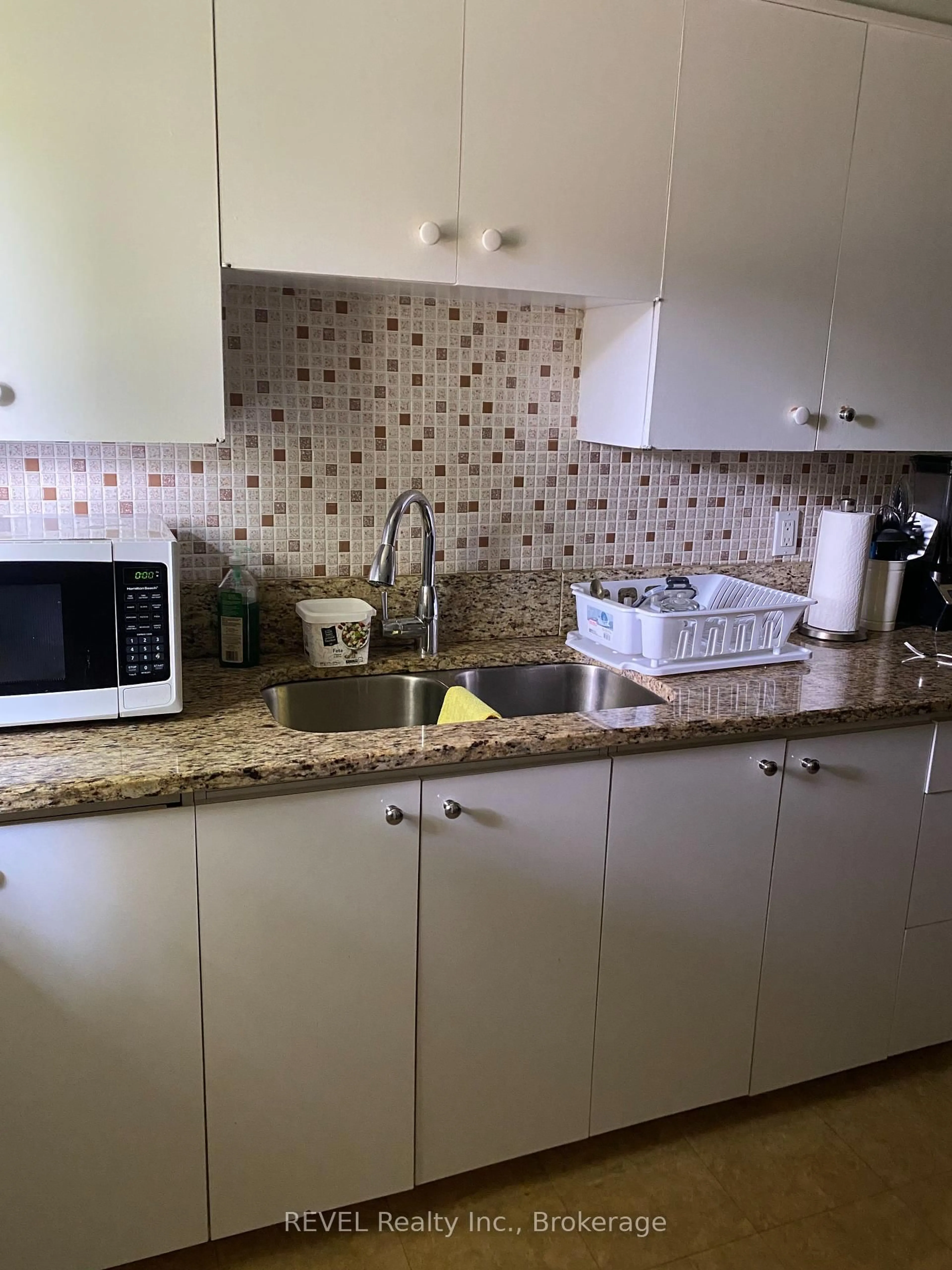 Standard kitchen, unknown for 248 HIGH St, Fort Erie Ontario L2A 3R3