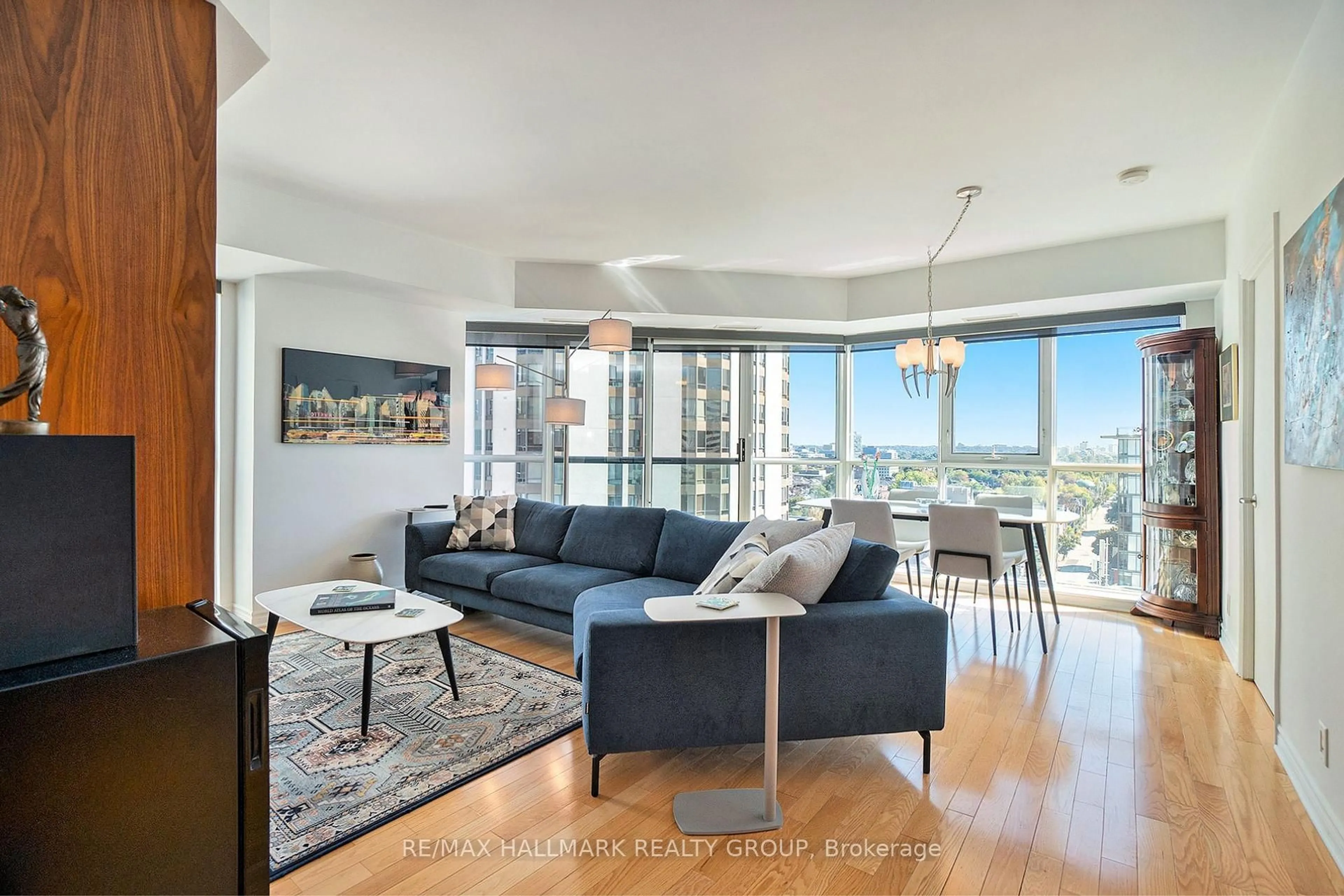 Living room with furniture, unknown for 445 Laurier Ave #1601, Ottawa Ontario K1N 6R4