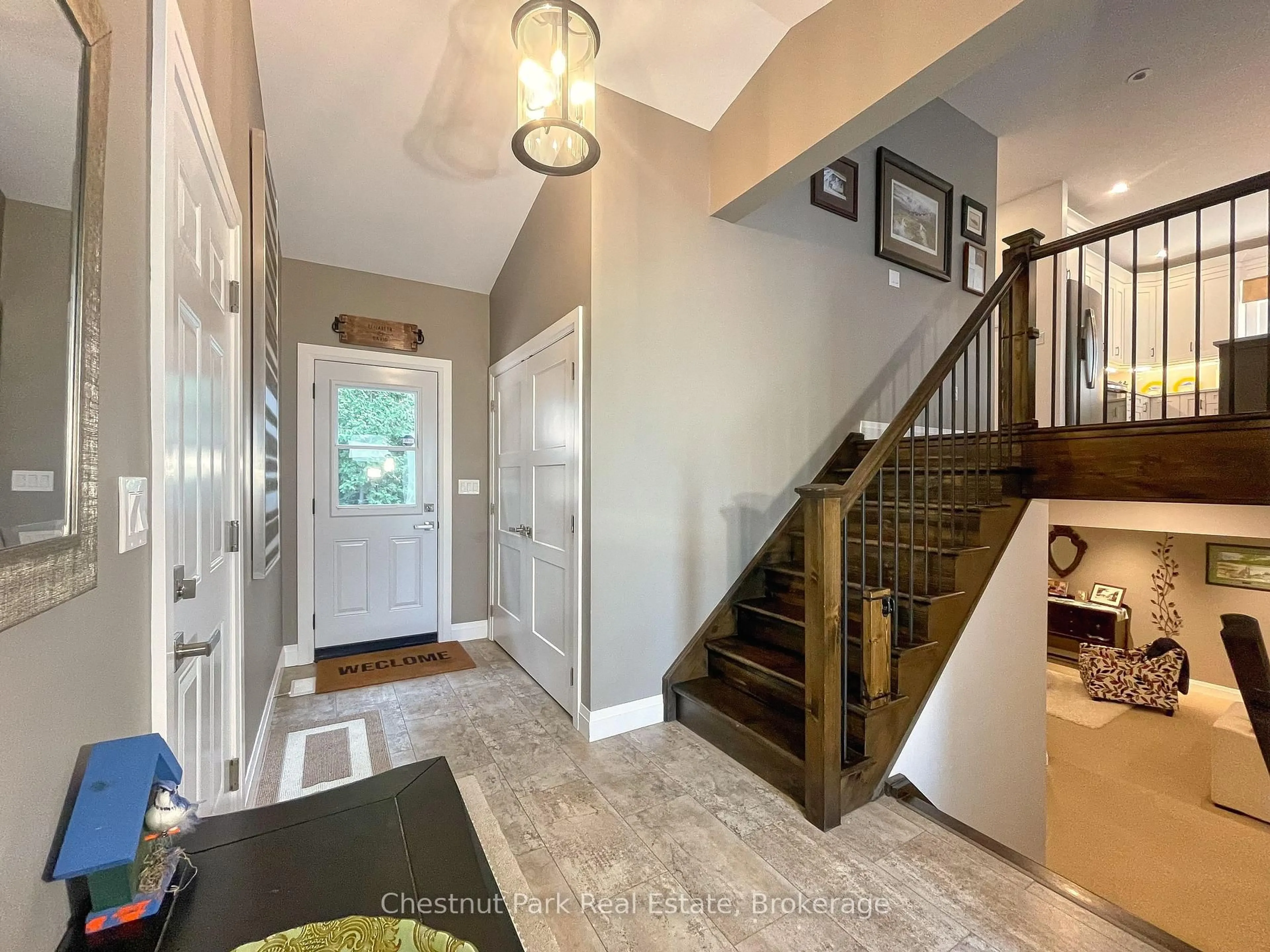 Indoor entryway for 18 Telford St, South Bruce Peninsula Ontario N0H 2T0