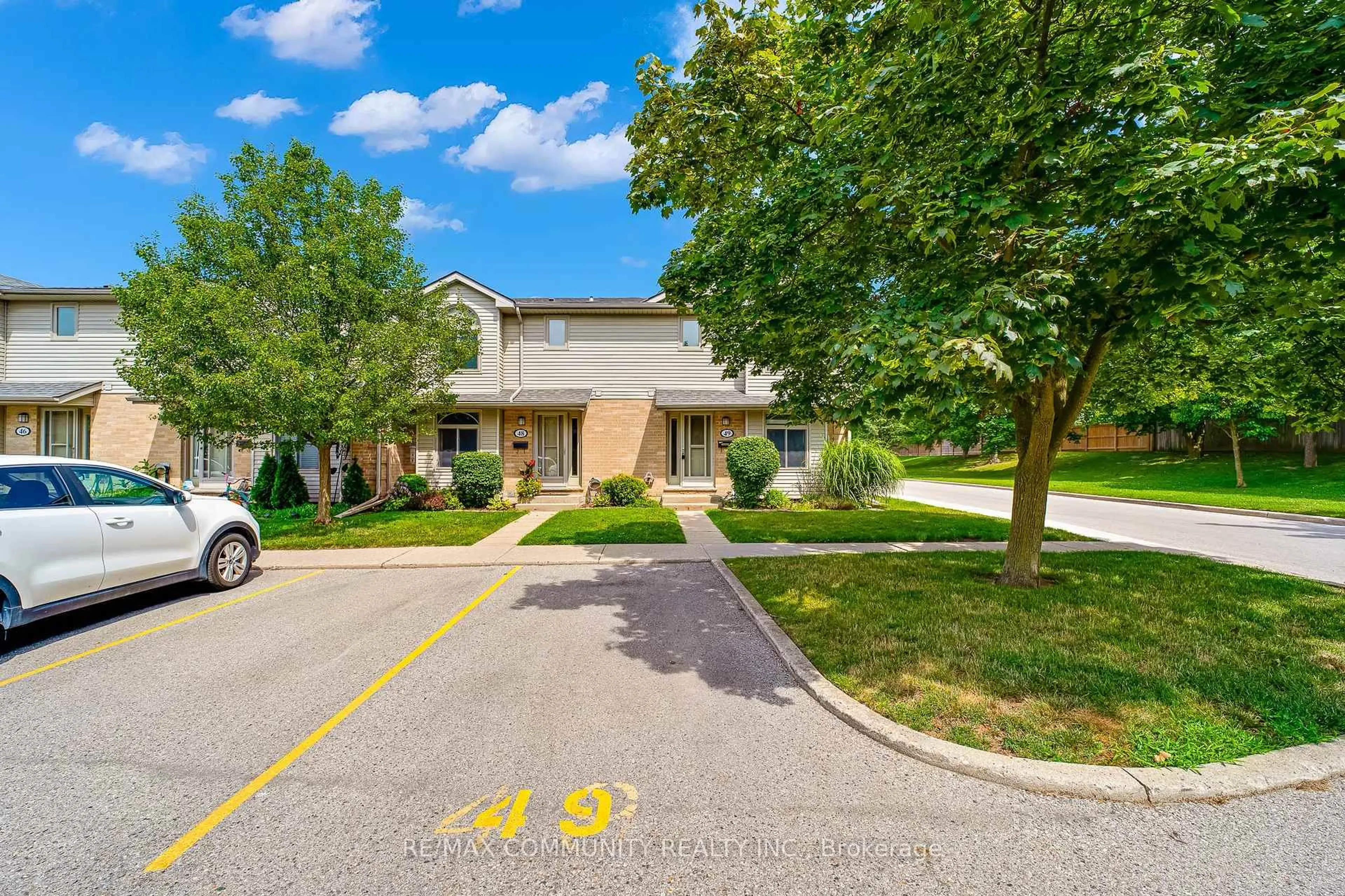 Unknown for 141 Condor Crt #49, London East Ontario N5W 6A1