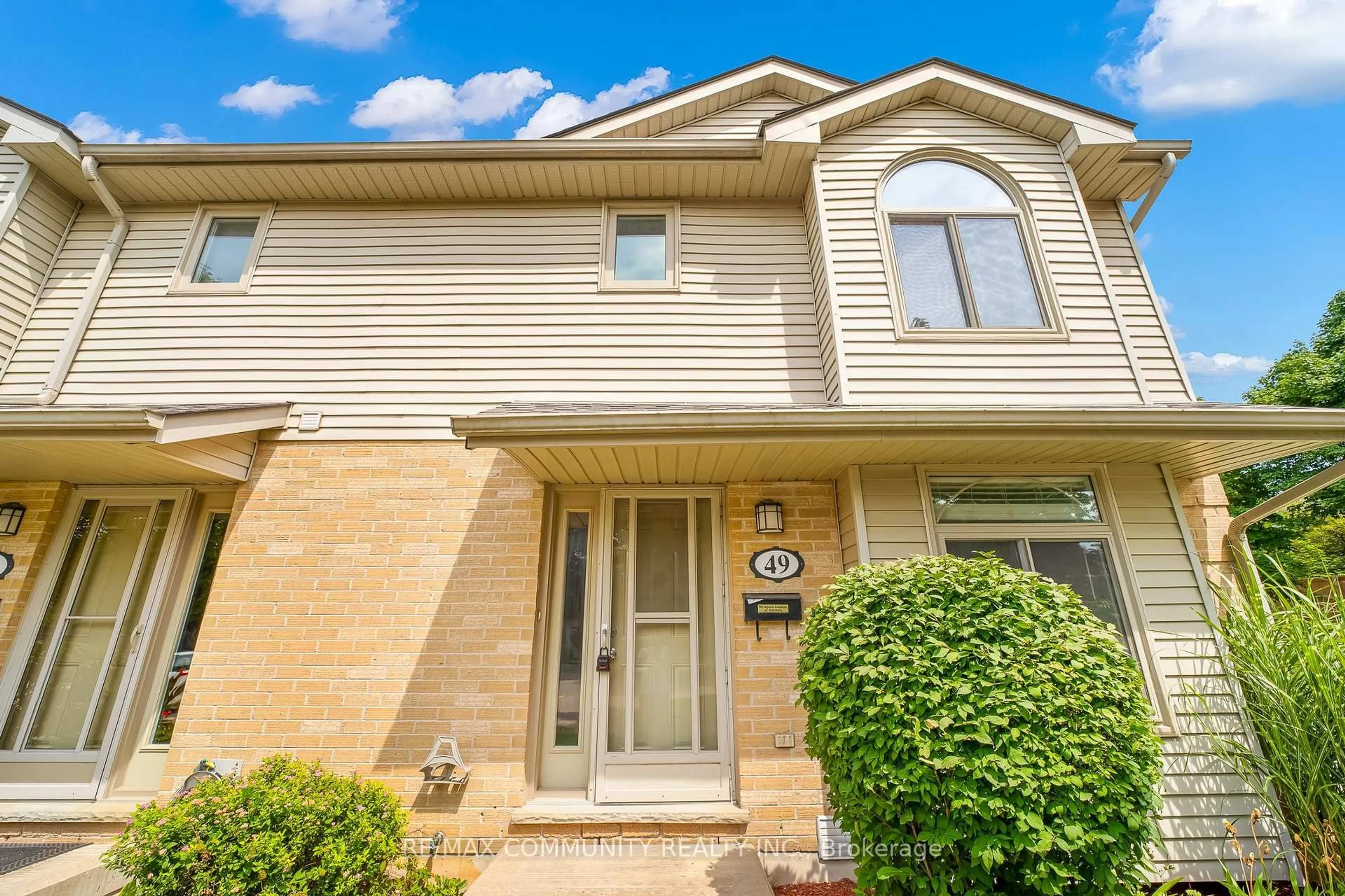 Unknown for 141 Condor Crt #49, London East Ontario N5W 6A1