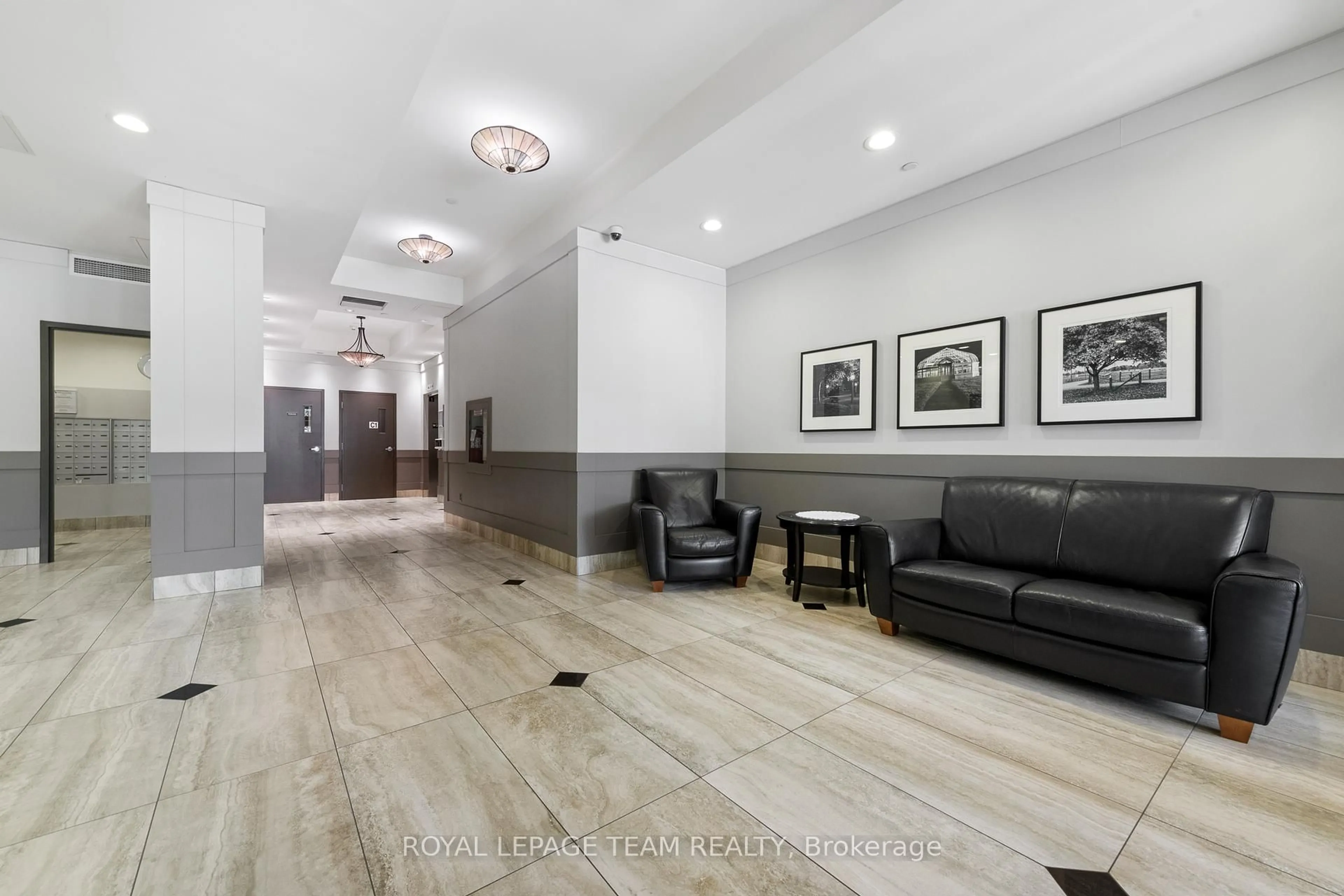 Lobby for 327 Breezehill Ave #210, Ottawa Ontario K1Y 1R6