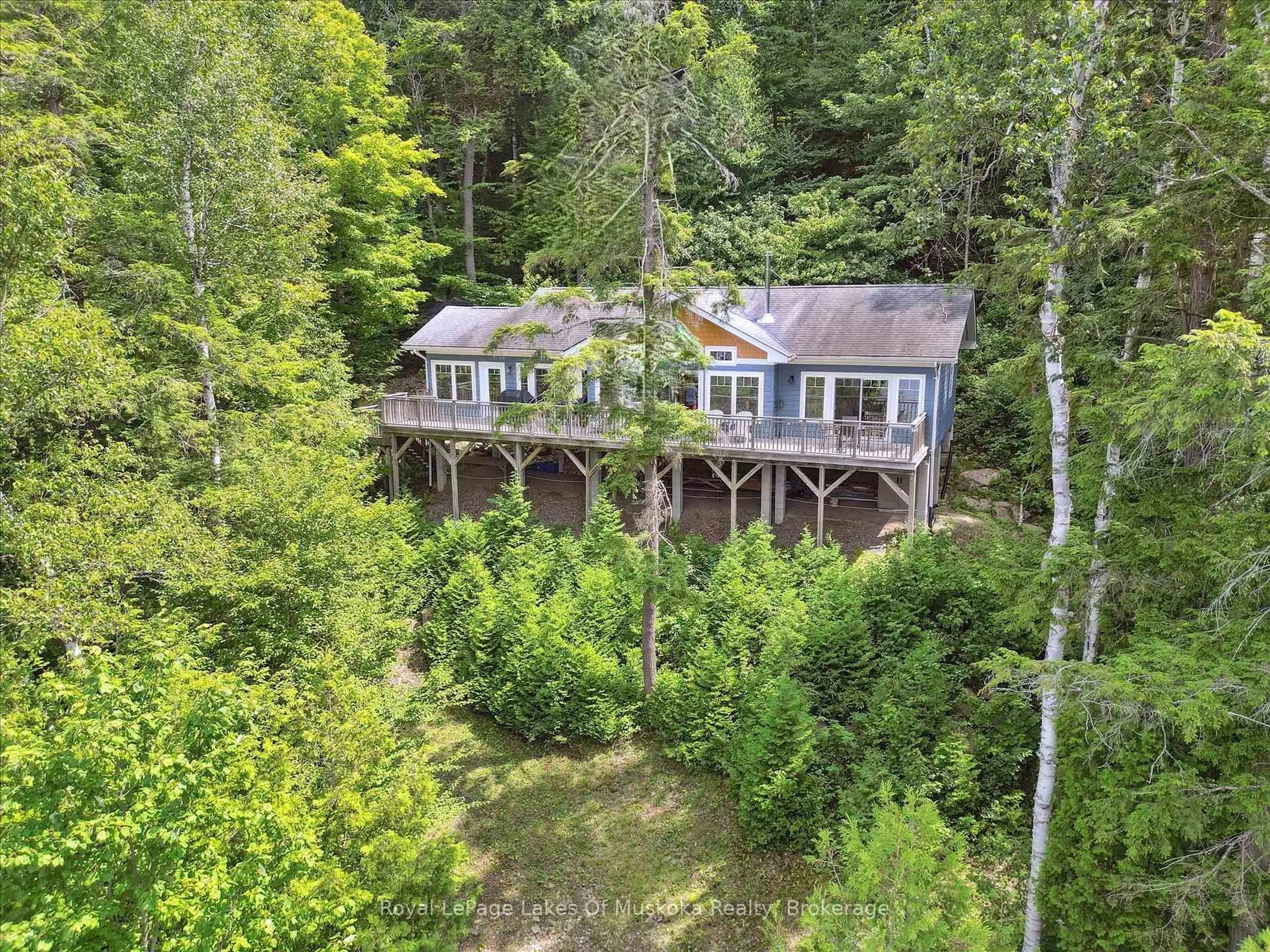 A pic from outside/outdoor area/front of a property/back of a property/a pic from drone, water/lake/river/ocean view for 16368 Kawagama-Dennison Island, Dysart et al Ontario K0M 1S0