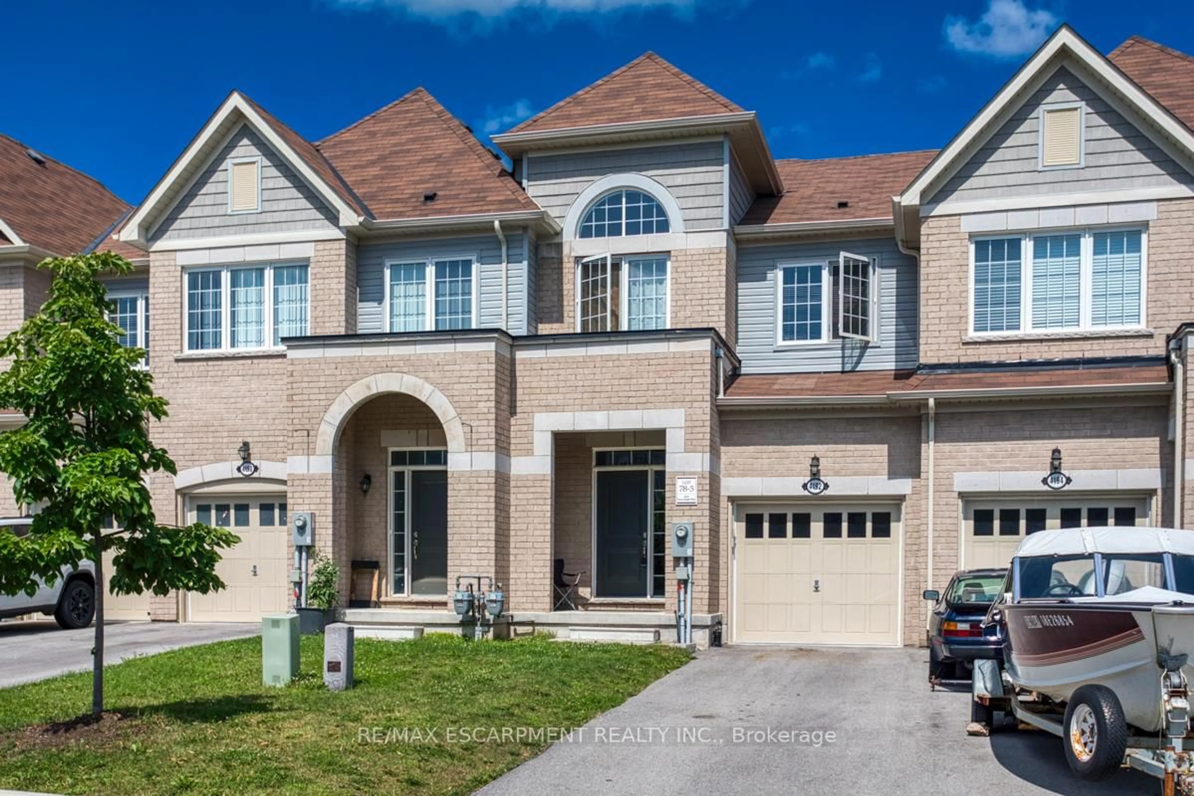 Home with brick exterior material, street for 4192 Cherry Heights Blvd, Lincoln Ontario L3J 0R3