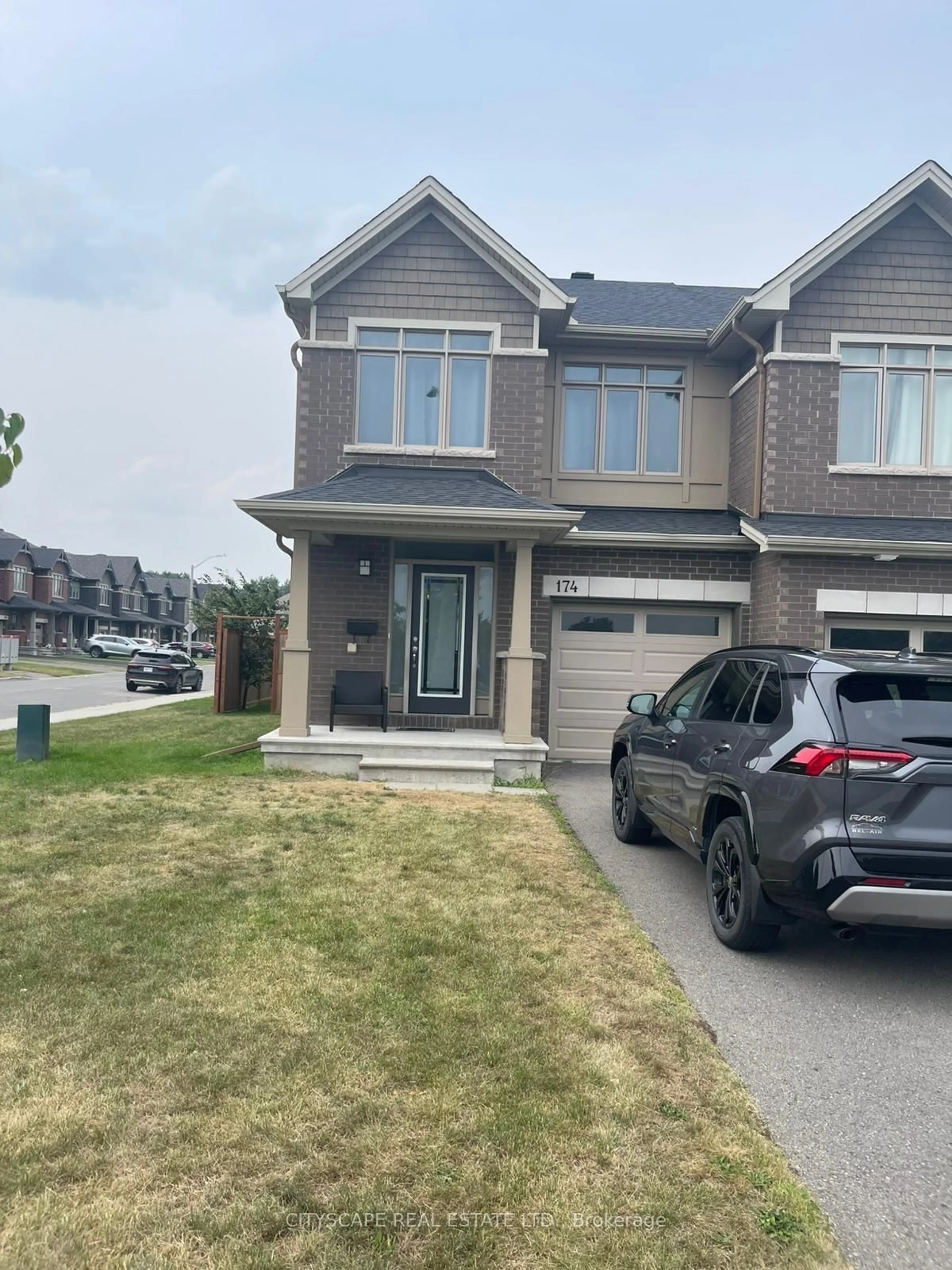 Unknown for 174 Joshua St, Ottawa Ontario K1W 0A3