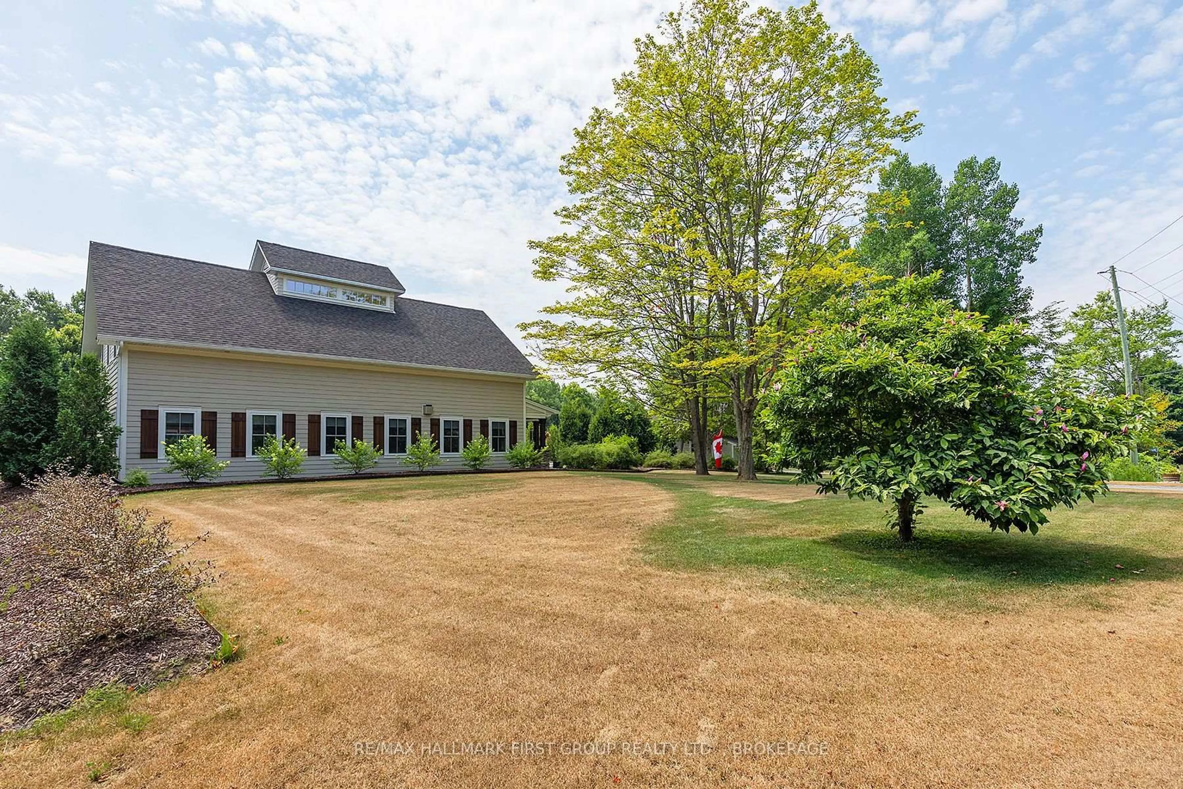 A pic from outside/outdoor area/front of a property/back of a property/a pic from drone, unknown for 1335 County Road 2 Rd, Leeds and the Thousand Islands Ontario K0E 1R0