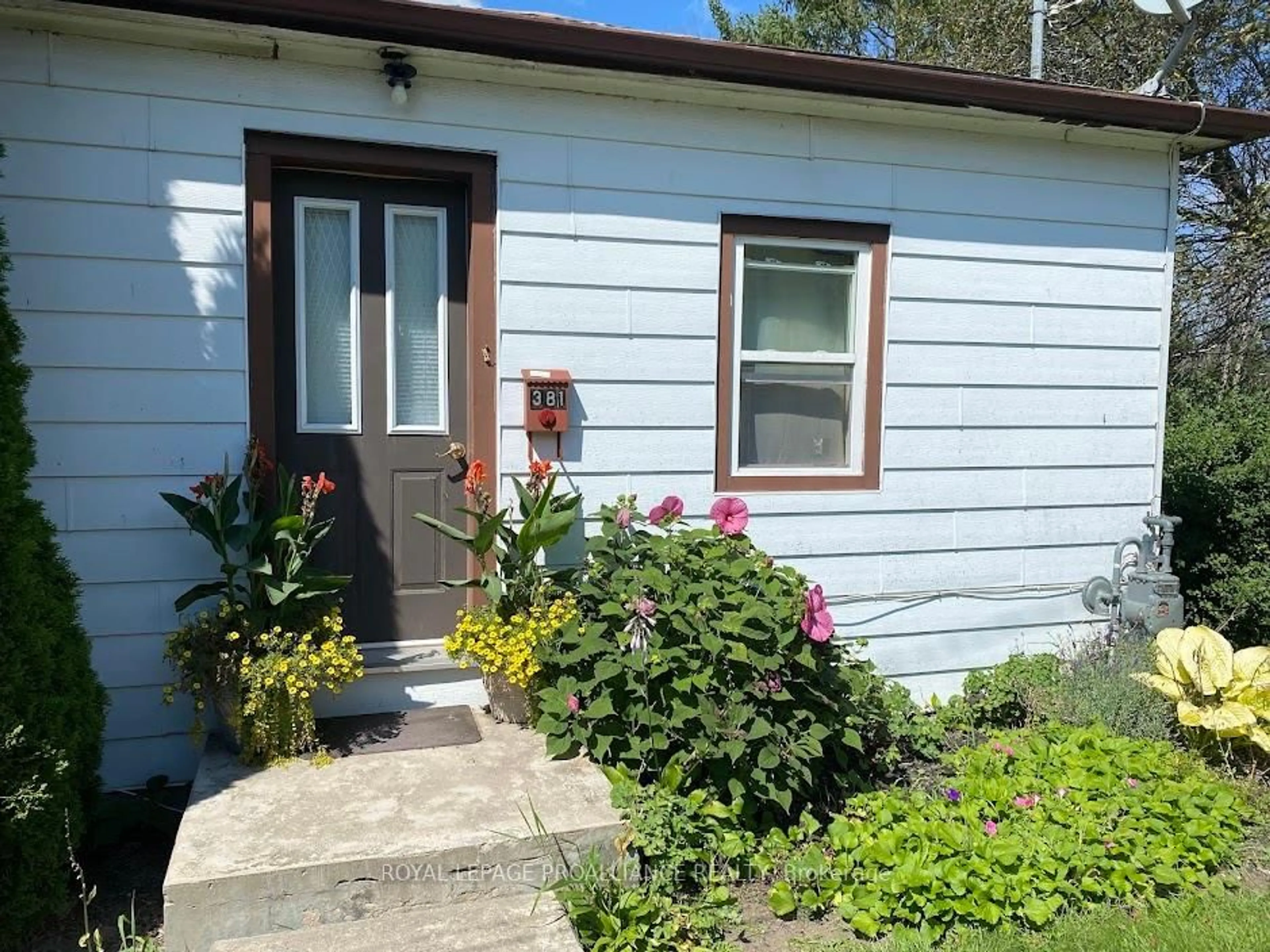 Unknown for 381 Huffman St, Greater Napanee Ontario K7R 1A8