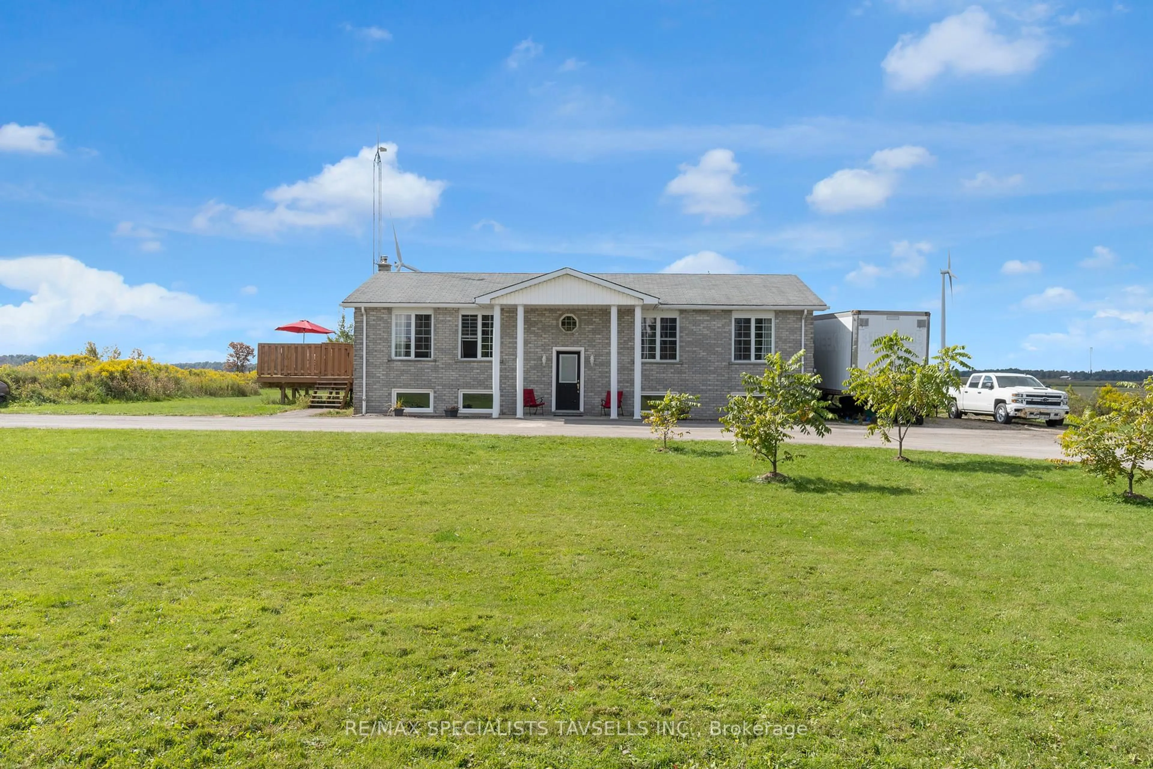 A pic from outside/outdoor area/front of a property/back of a property/a pic from drone, unknown for 75338 24th 25th Sdrd, East Luther Grand Valley Ontario L9W 0K2