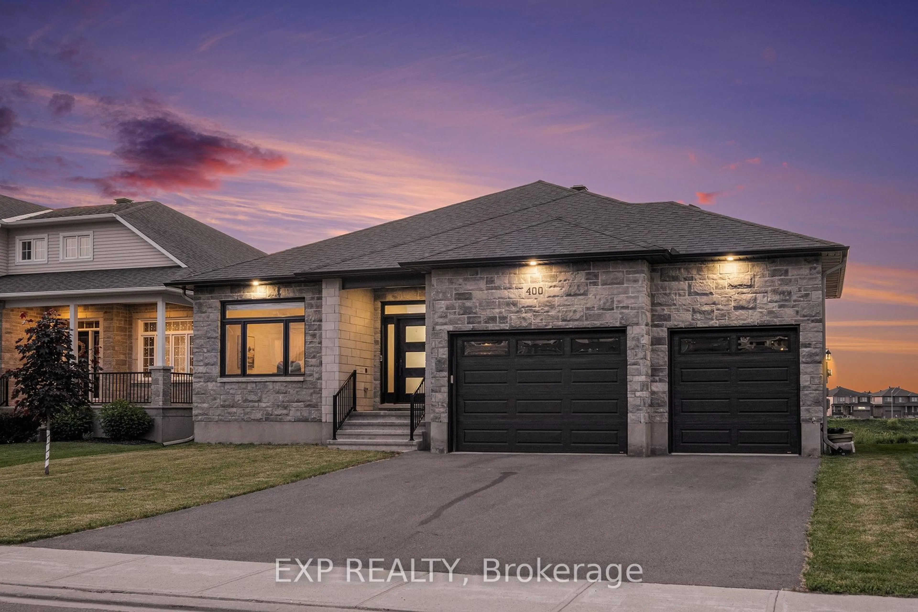 Home with brick exterior material, street for 400 Central Park Blvd, Russell Ontario K4R 0C6