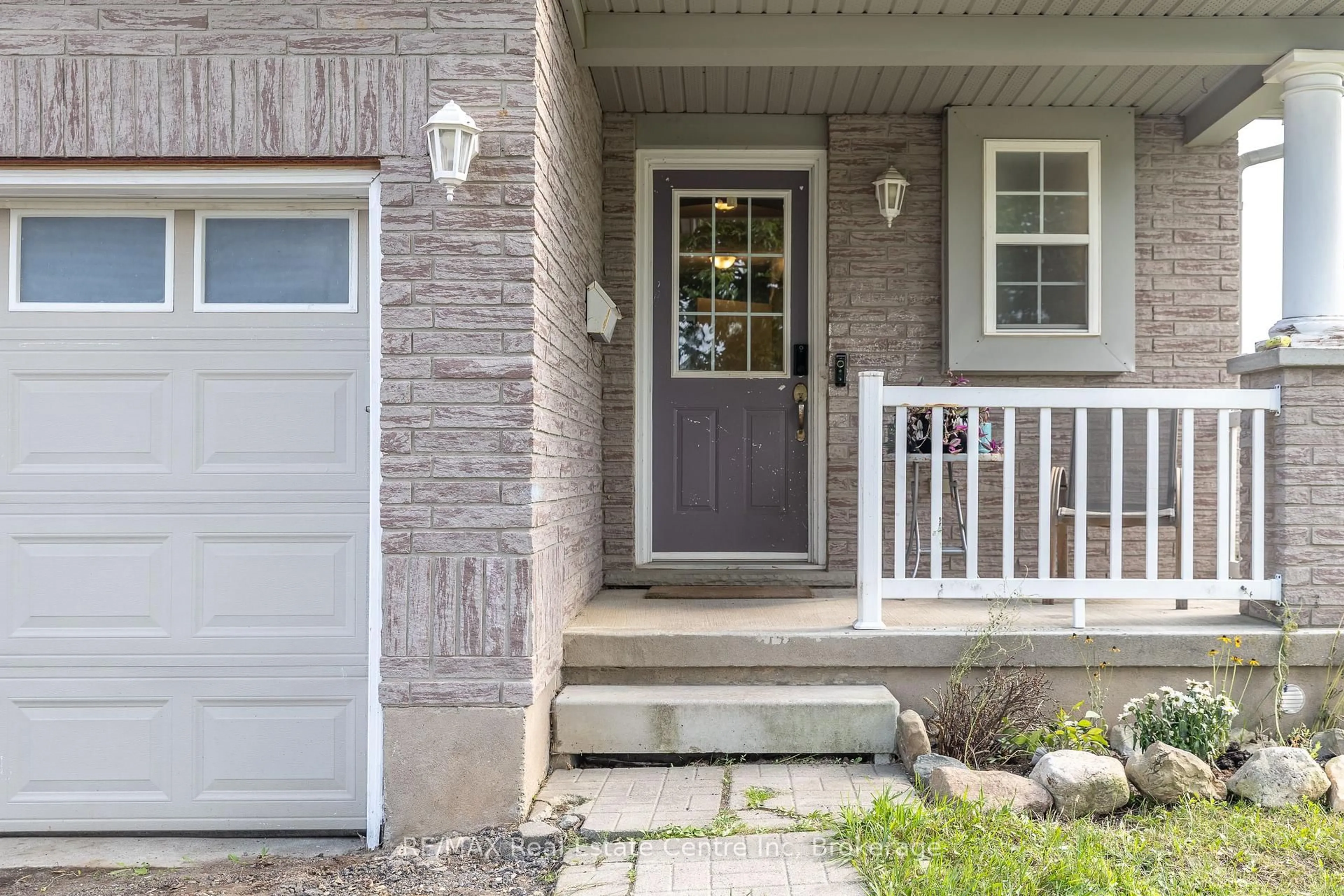 Unknown for 30 O'connor Lane, Guelph Ontario N1E 7G4
