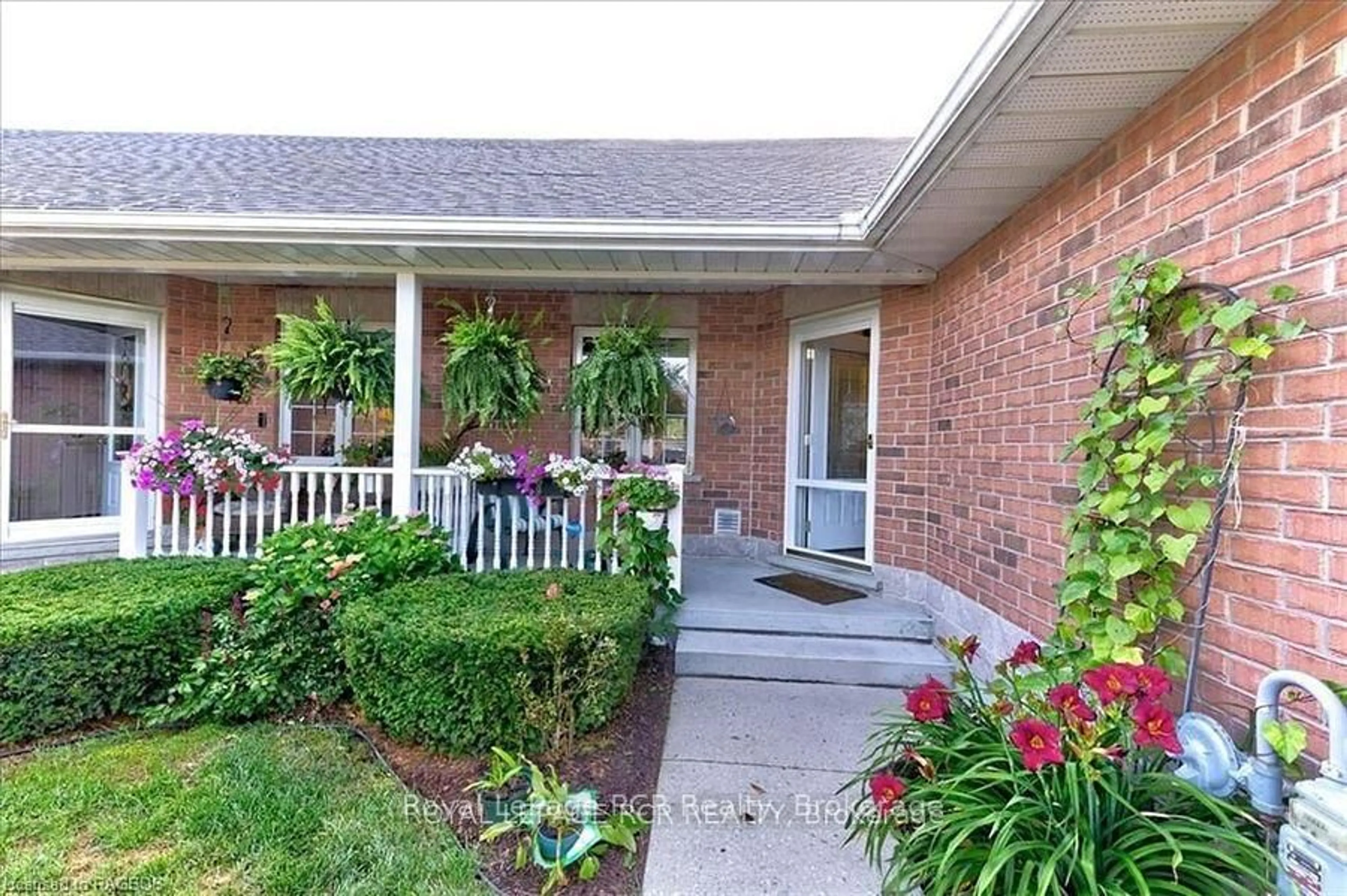 Unknown for 123 Church St, Wellington North Ontario N0G 2L2