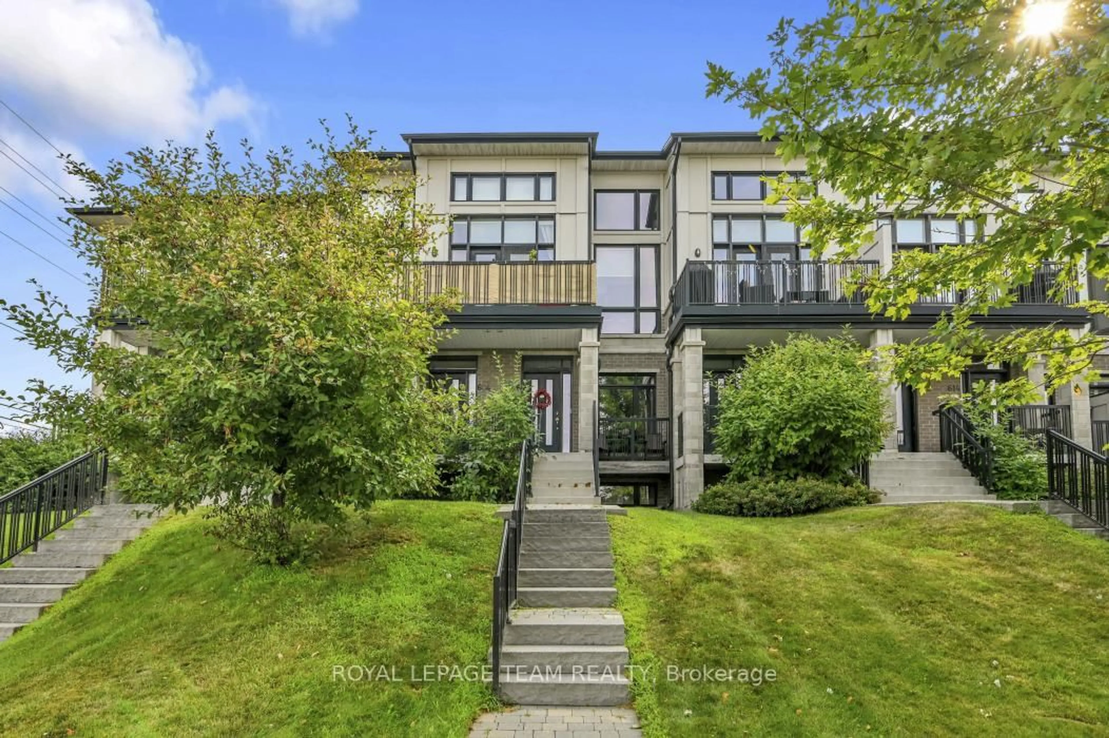 Unknown for 604 Brian Good Ave, Ottawa Ontario K4M 0G7