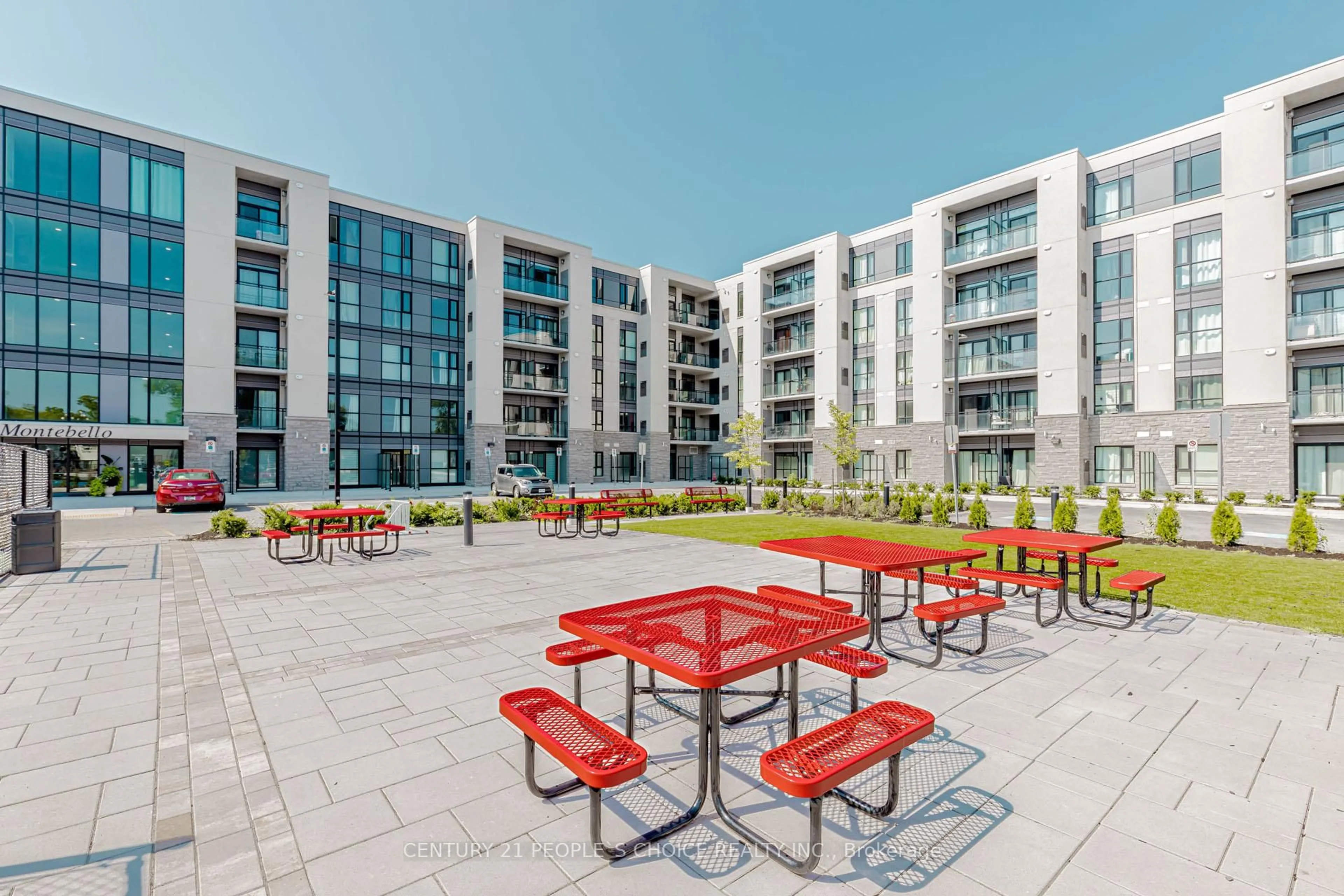Patio, street for 50 HERRICK Ave #206, St. Catharines Ontario L2P 2T9