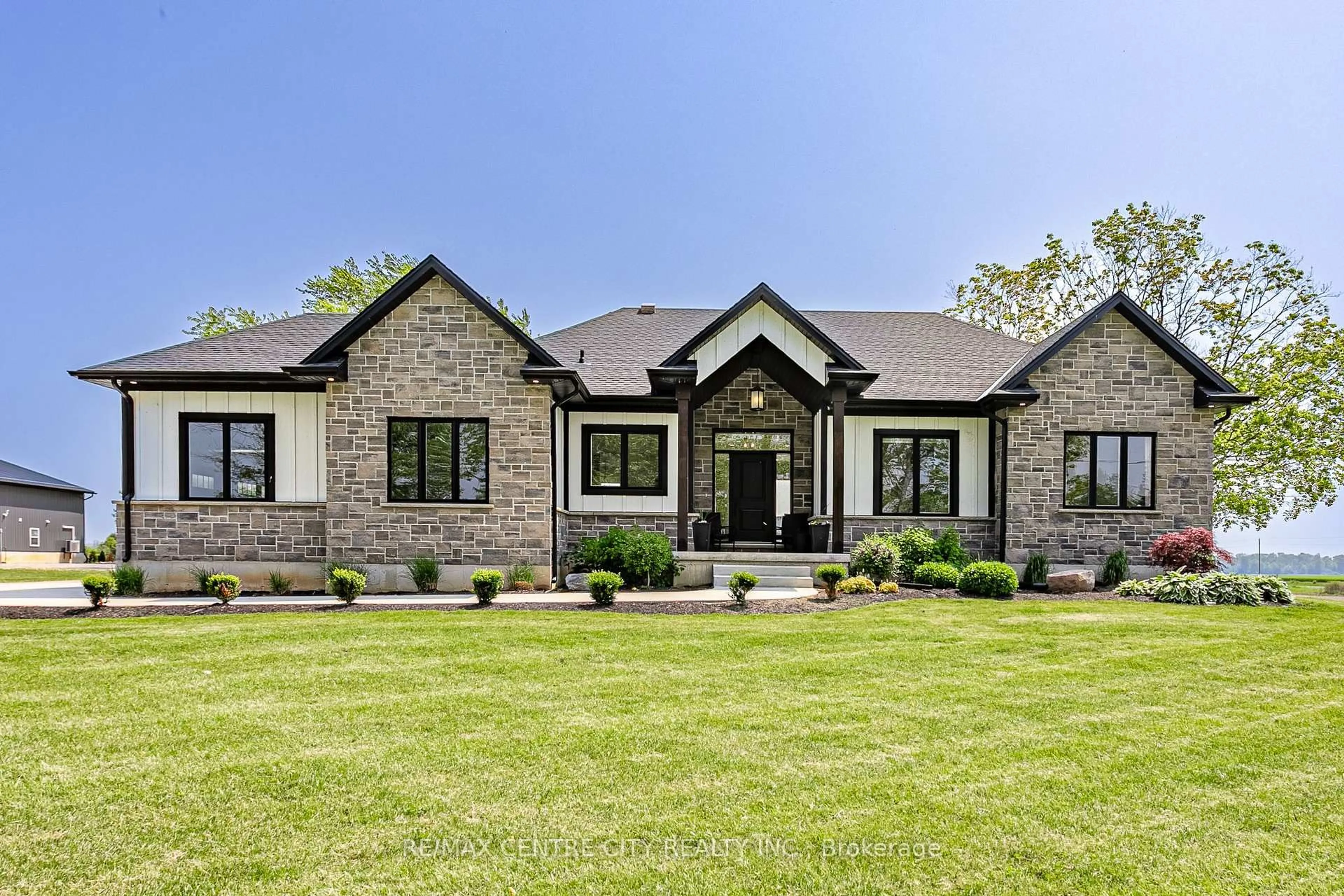 Home with brick exterior material, unknown for 51057 Nova Scotia Line, Malahide Ontario N5H 2R2