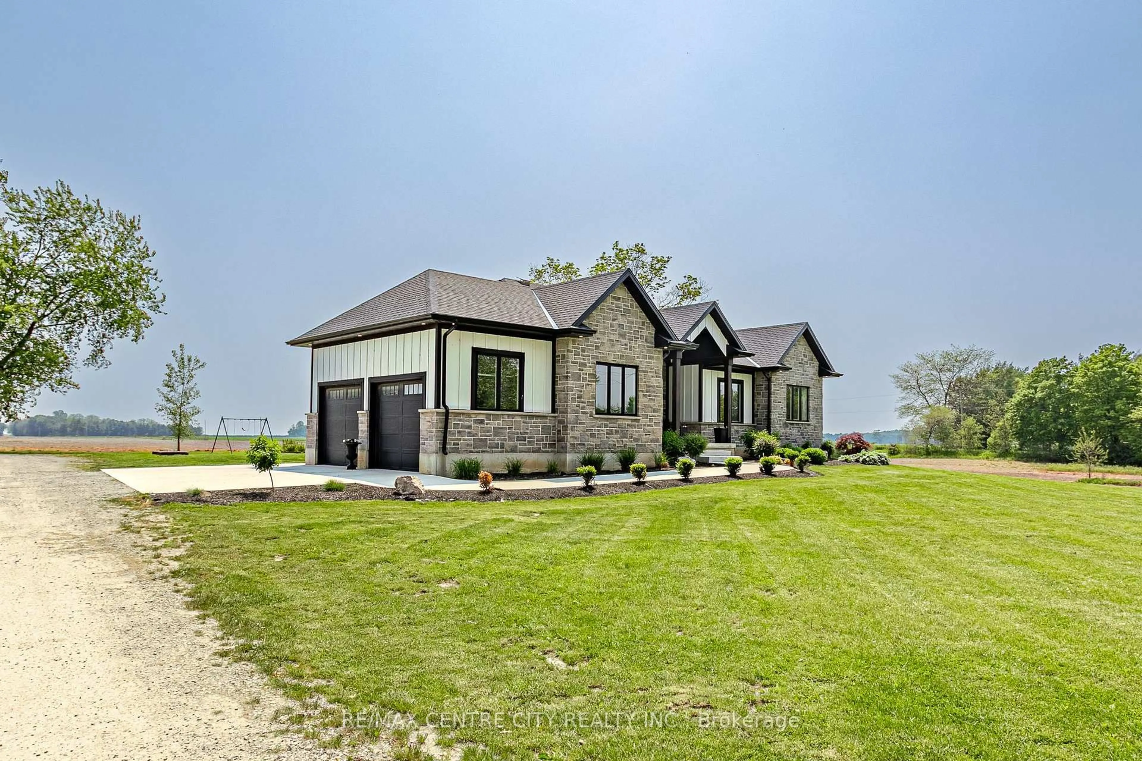 Home with brick exterior material, building for 51057 Nova Scotia Line, Malahide Ontario N5H 2R2