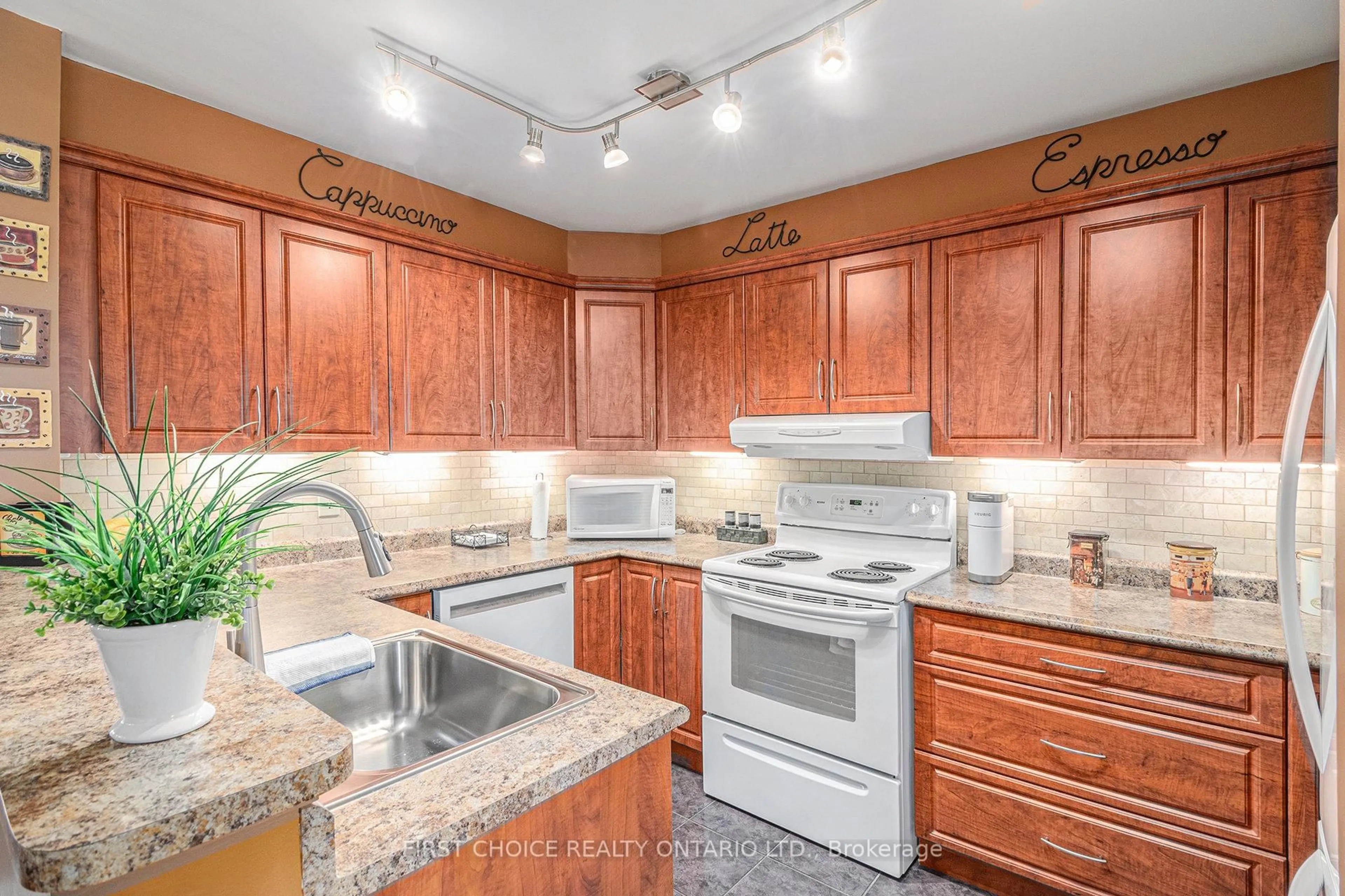 Standard kitchen, ceramic/tile floor for 1810 Marsala Cres #209, Ottawa Ontario K4A 2E9