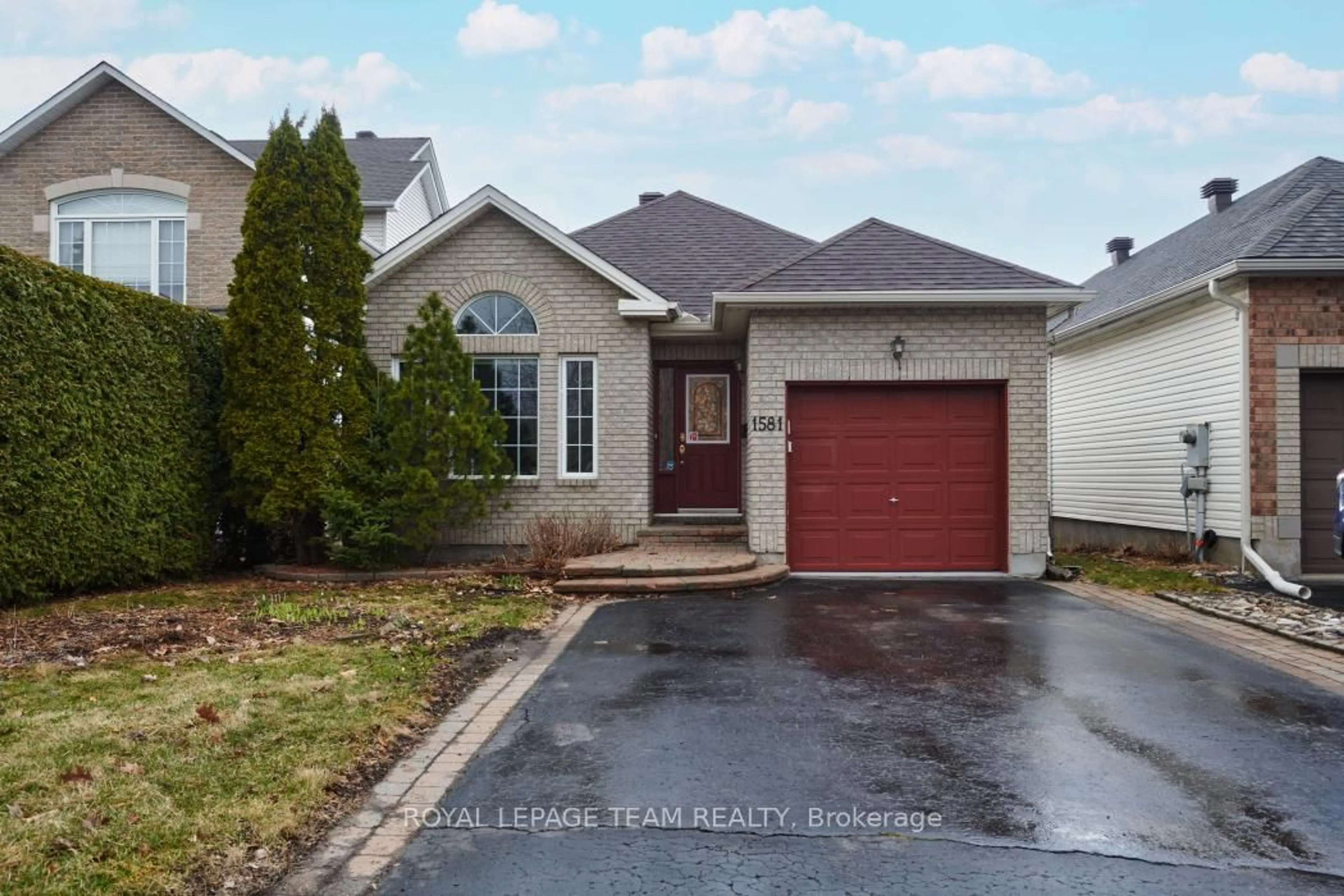 Unknown for 1581 Belleterre St, Orleans Ontario K1C 7N5