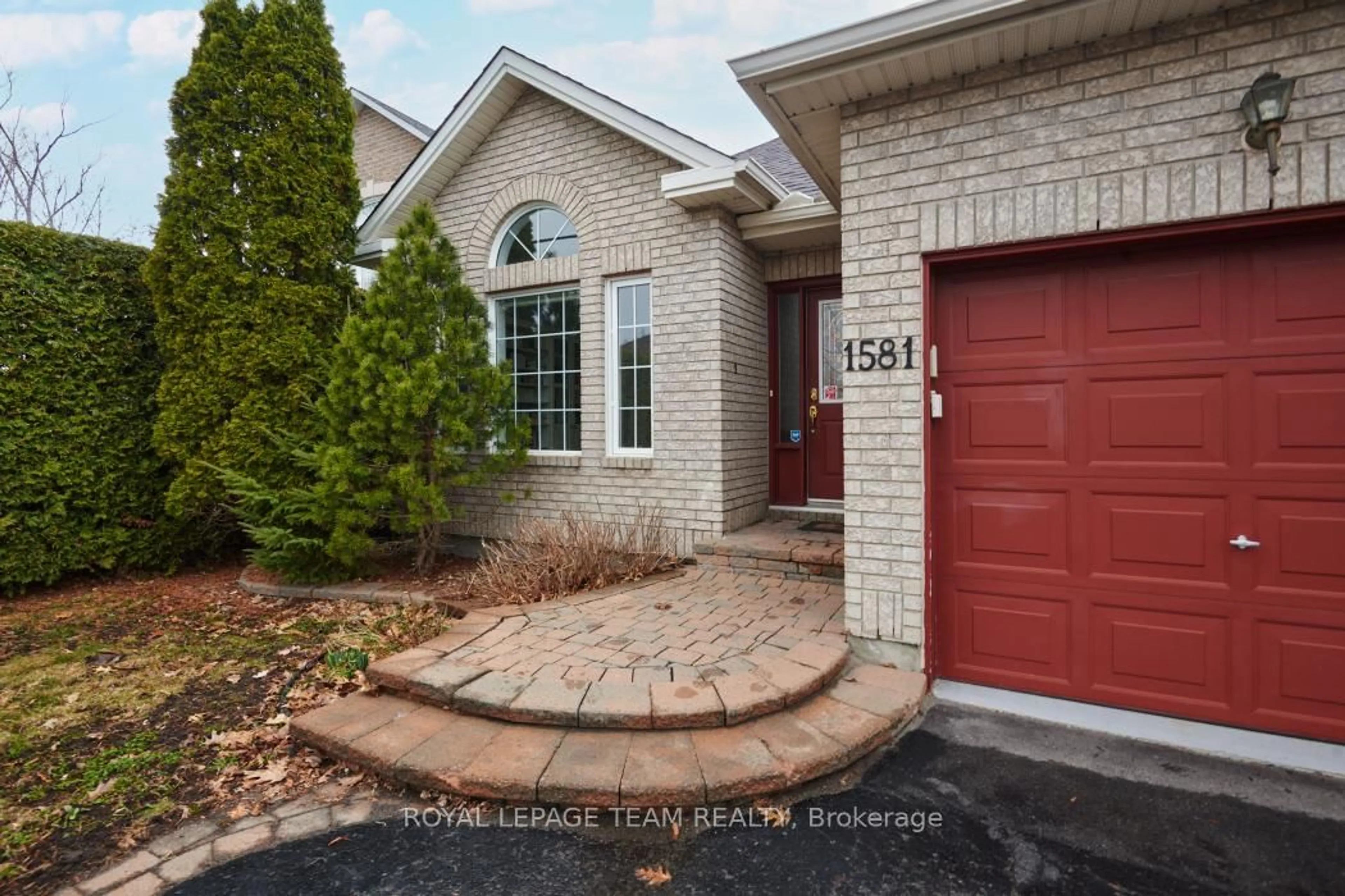 Home with brick exterior material, street for 1581 Belleterre St, Orleans Ontario K1C 7N5