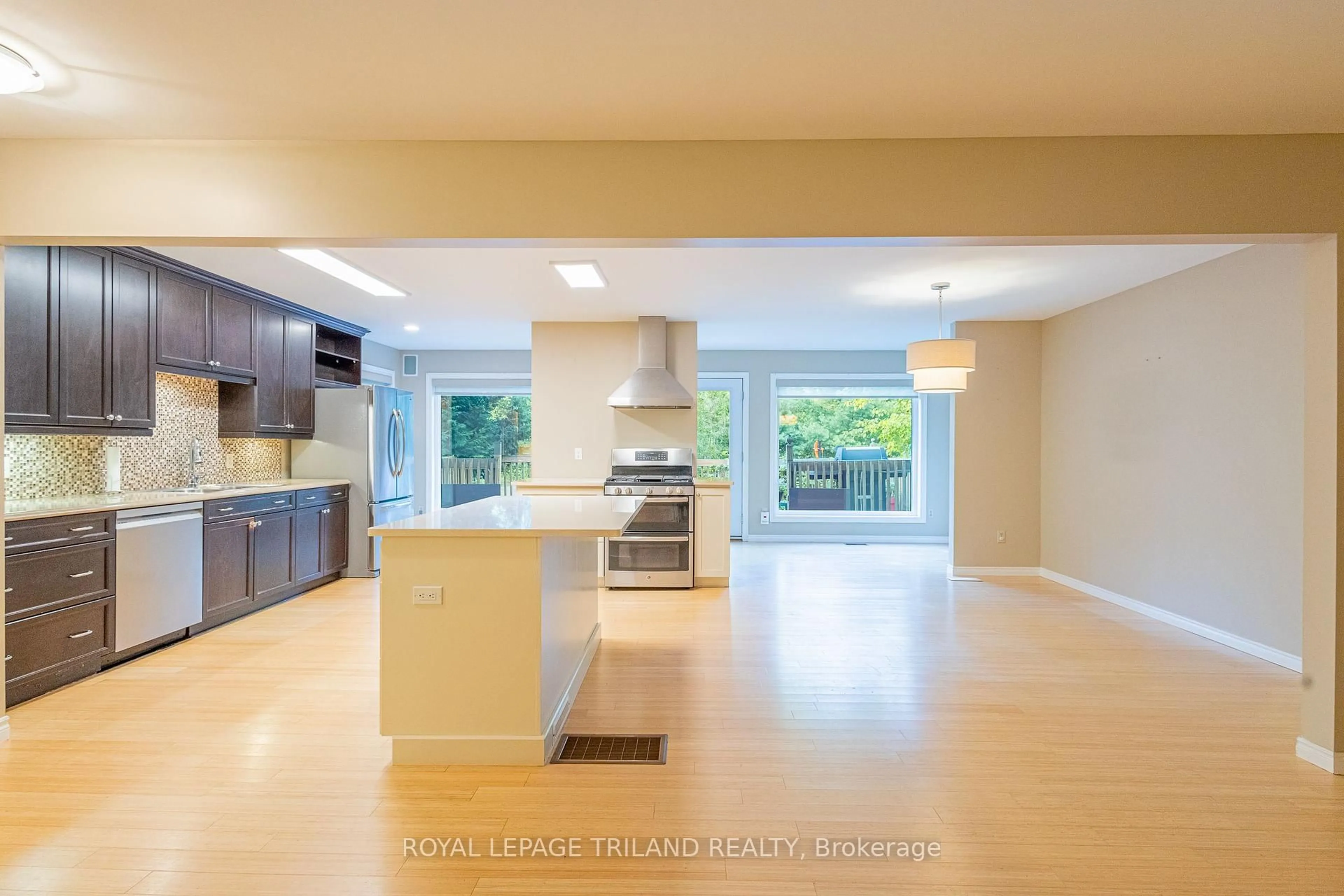 Open concept kitchen, ceramic/tile floor for 10441 HURON WOOD Dr, Lambton Shores Ontario N0M 1T0