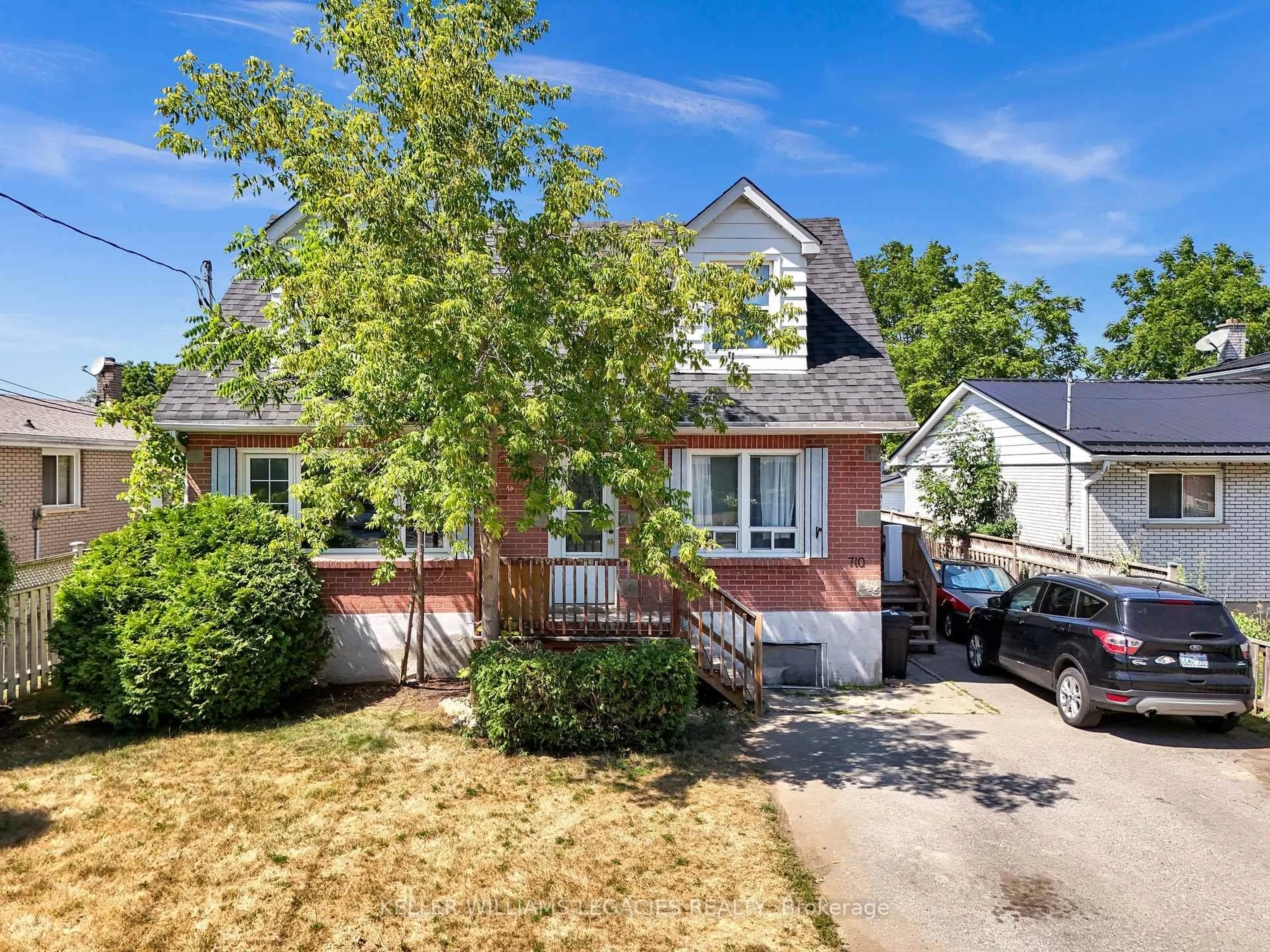A pic from outside/outdoor area/front of a property/back of a property/a pic from drone, street for 710 CAMERON St, Peterborough South Ontario K9J 3Z8