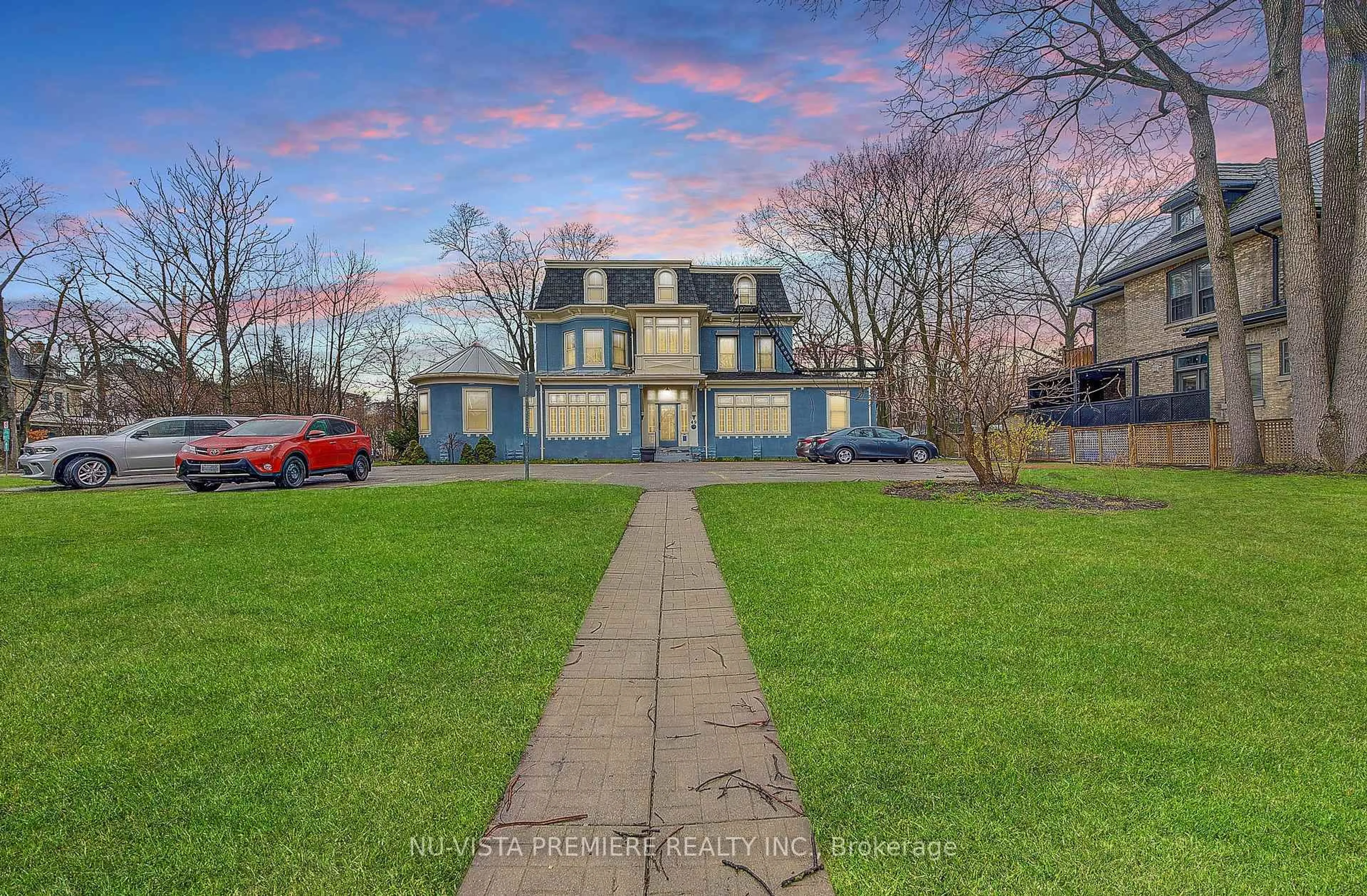 A pic from outside/outdoor area/front of a property/back of a property/a pic from drone, street for 49 Ridout St #5, London South Ontario N6C 3W8