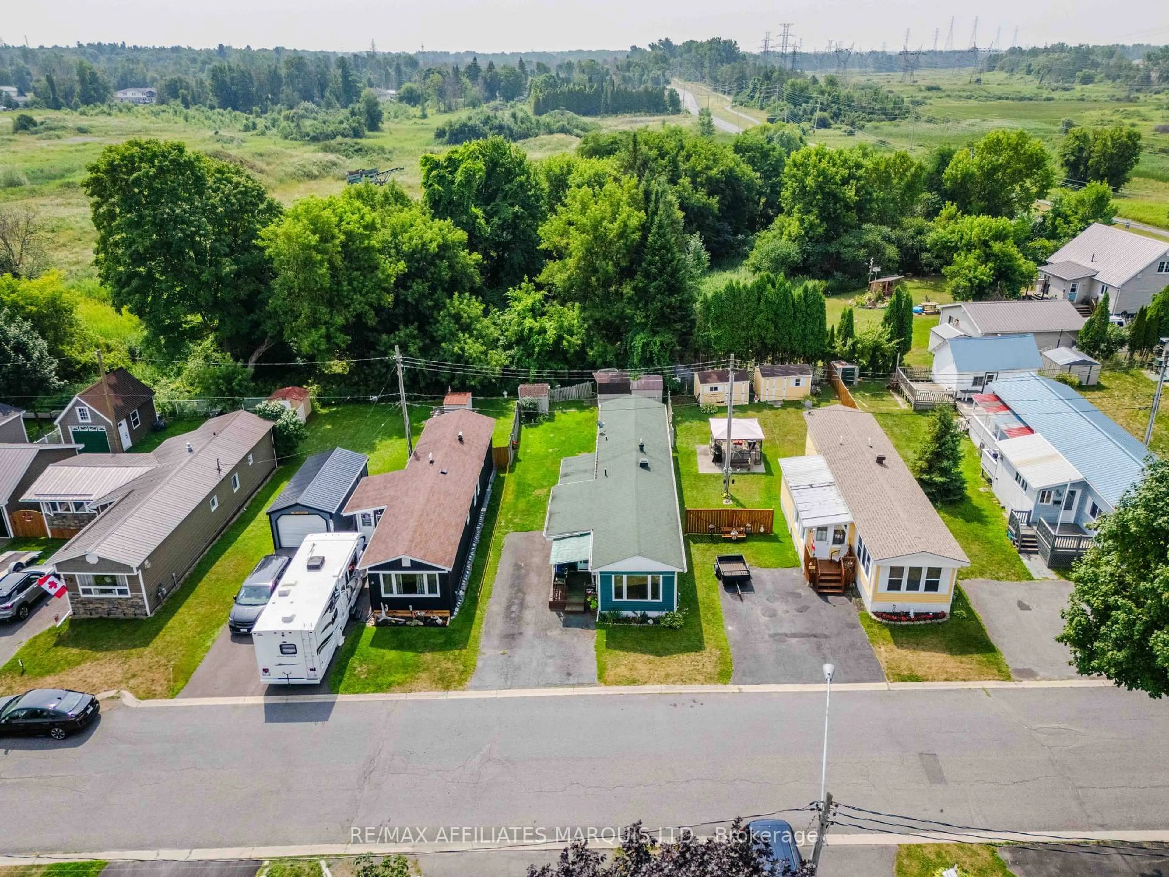A pic from outside/outdoor area/front of a property/back of a property/a pic from drone, street for 2201 Power Dam Dr #Unit 5, Cornwall Ontario K6J 5W5