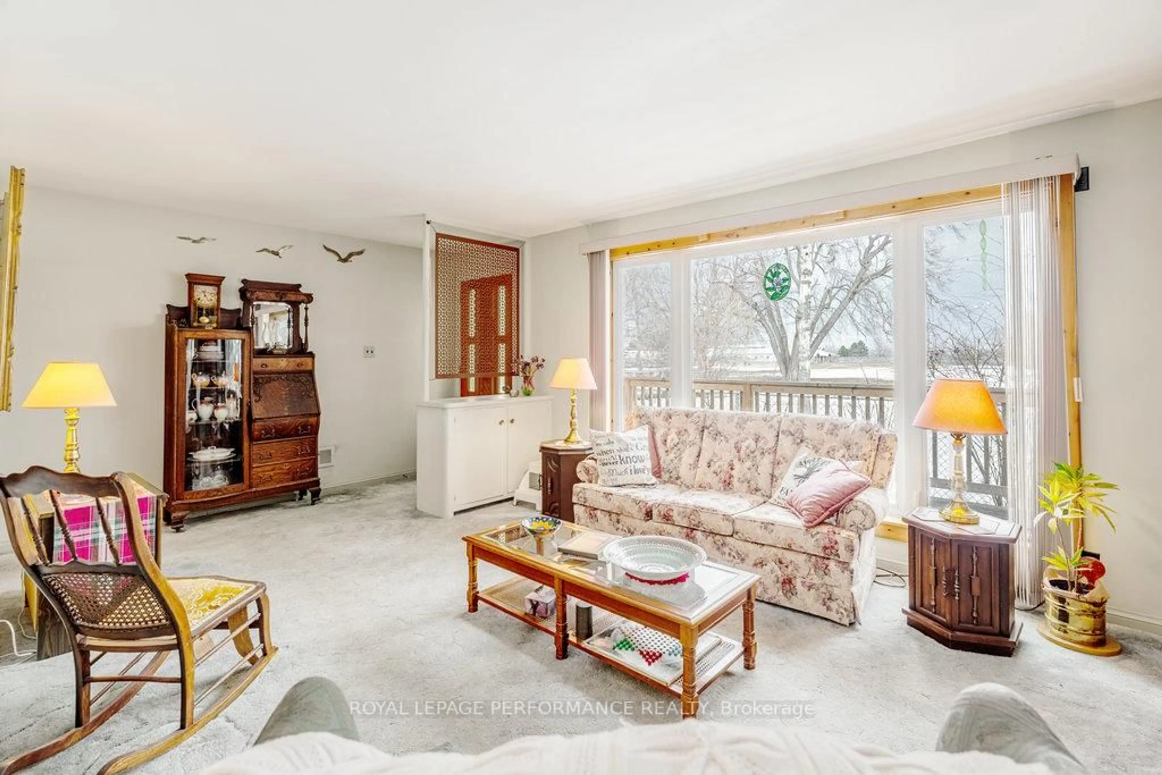 Living room with furniture, unknown for 167 Mafeking Ave, Ottawa Ontario K1K 2V4