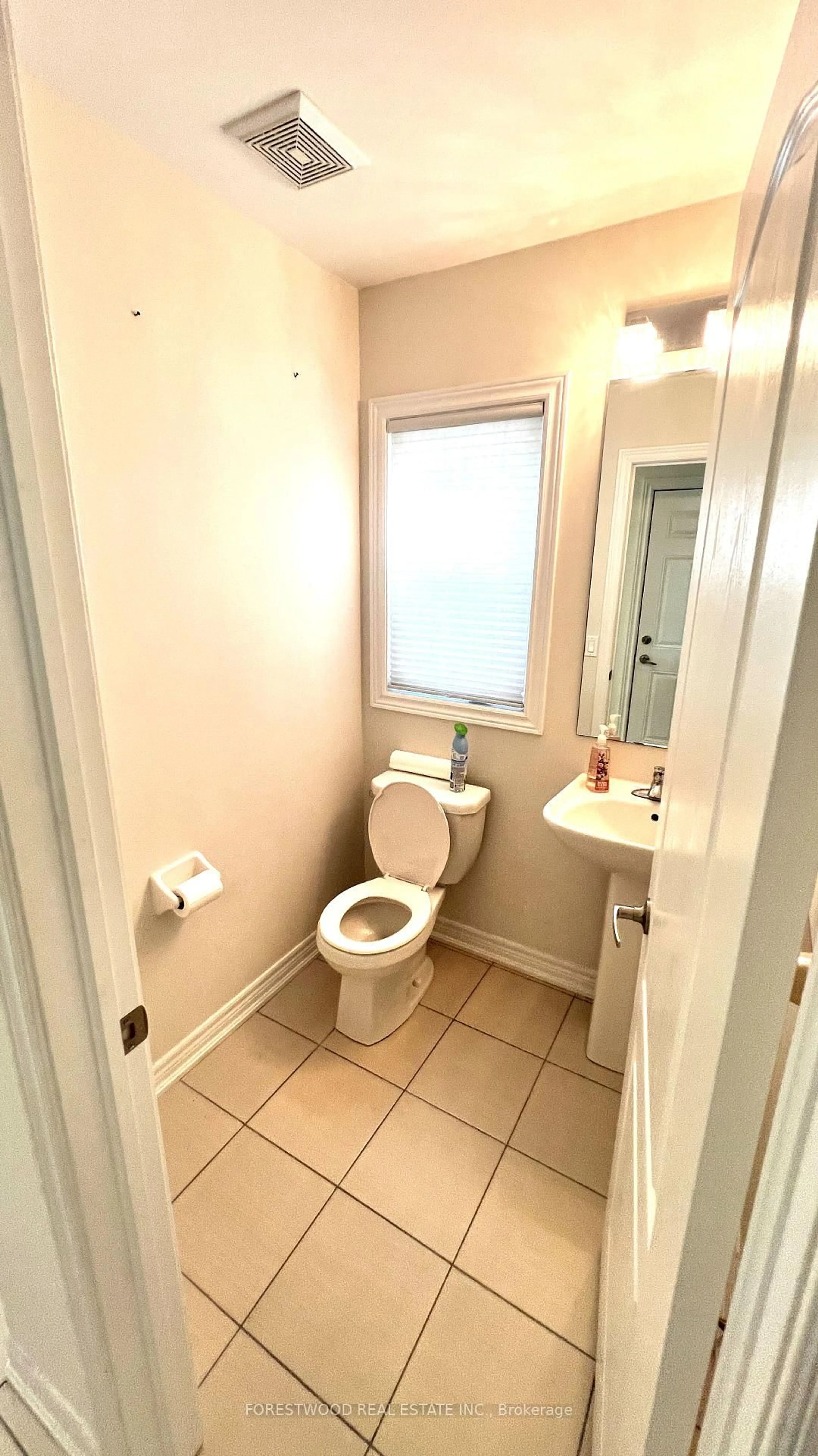 Standard bathroom, unknown for 857 Cook Cres, Shelburne Ontario L9V 3V2