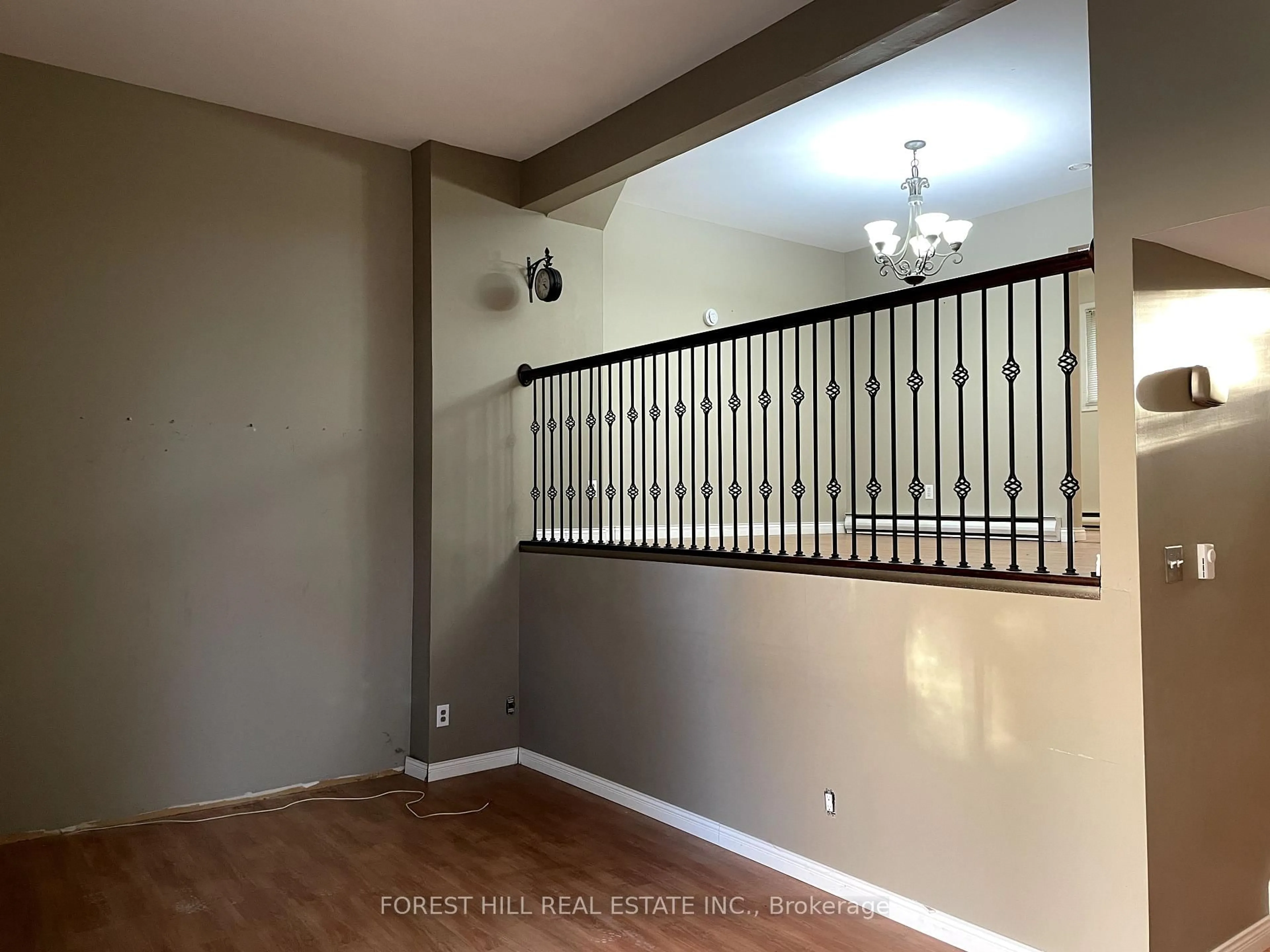 A pic of a room for 40 Fairfax Crt #3, London North Ontario N6G 3Y3