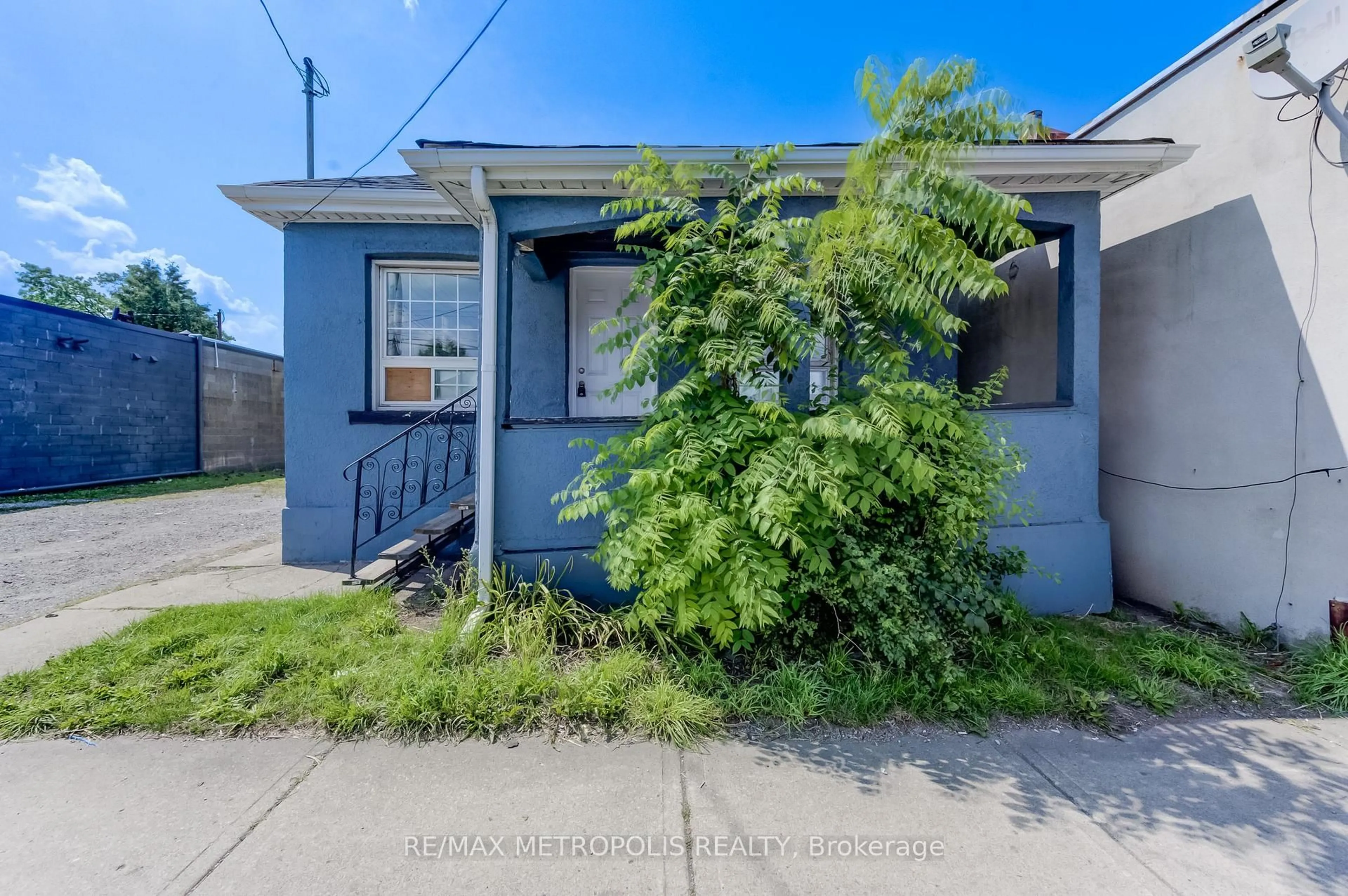 Unknown for 157 KENILWORTH Ave, Hamilton Ontario L8H 4R9