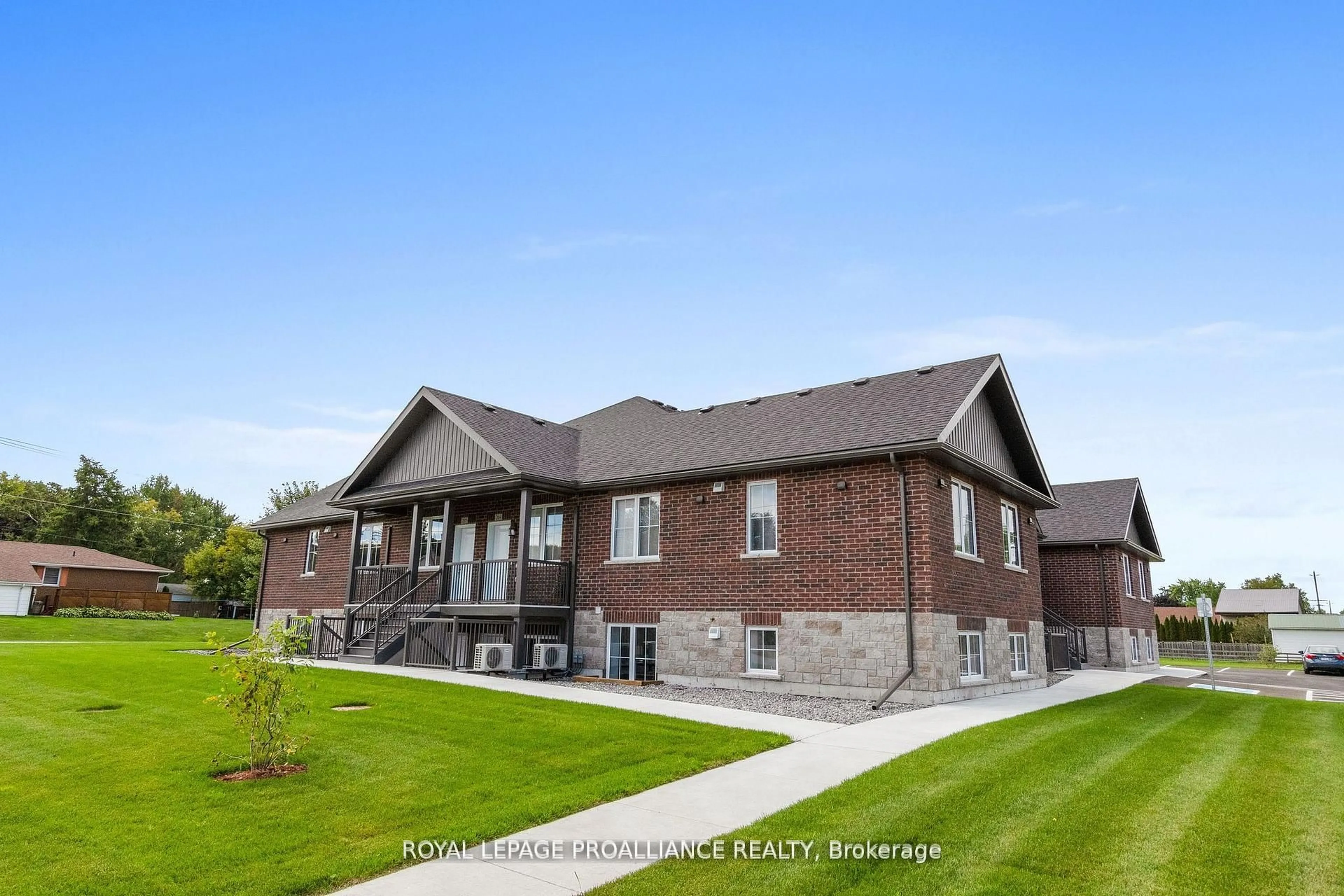 Home with brick exterior material, building for 15 Arthur St #106, Cramahe Ontario K0K 1S0