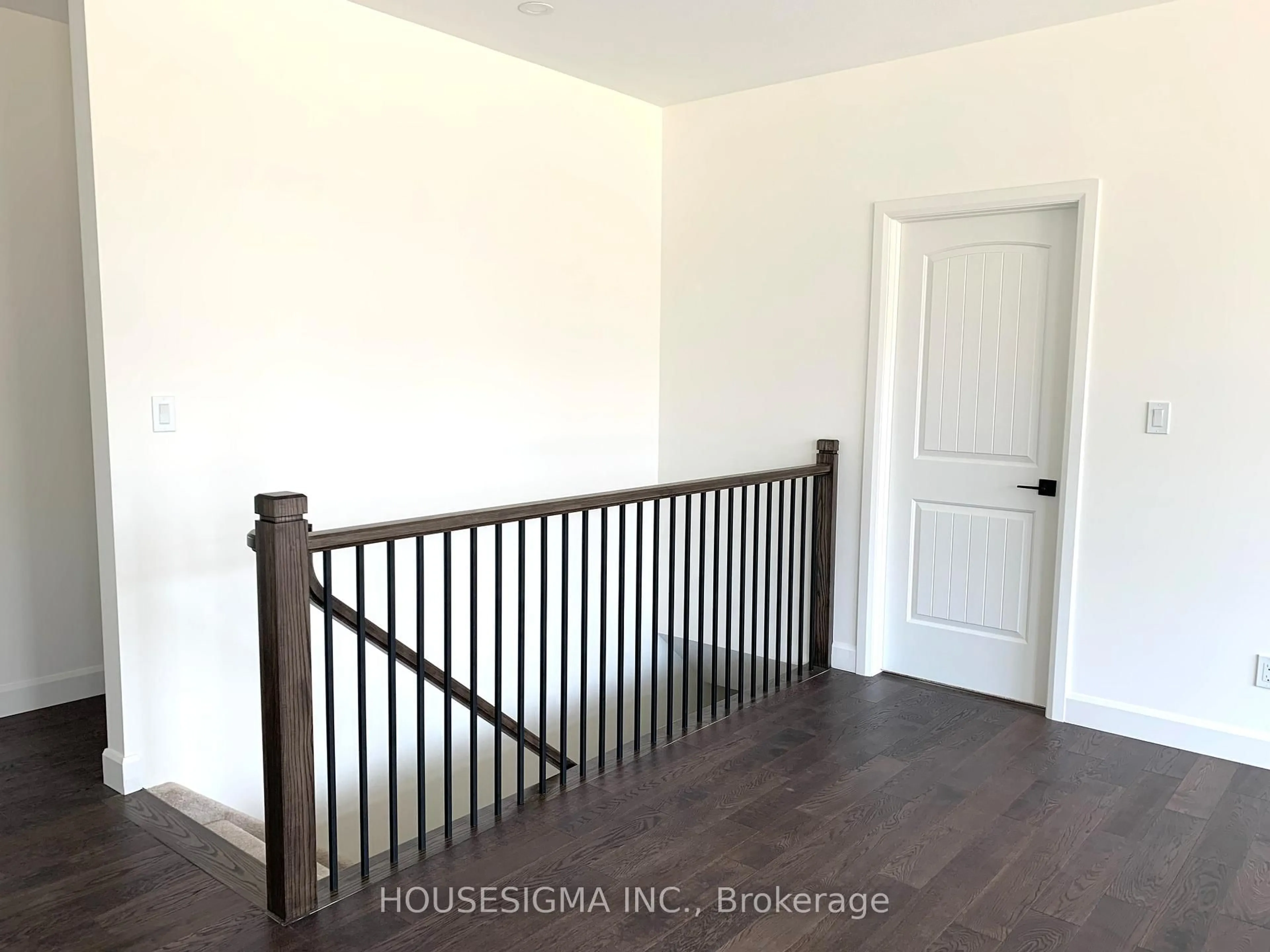 Indoor entryway for 357 McLean Cres, Saugeen Shores Ontario N0H 2C3