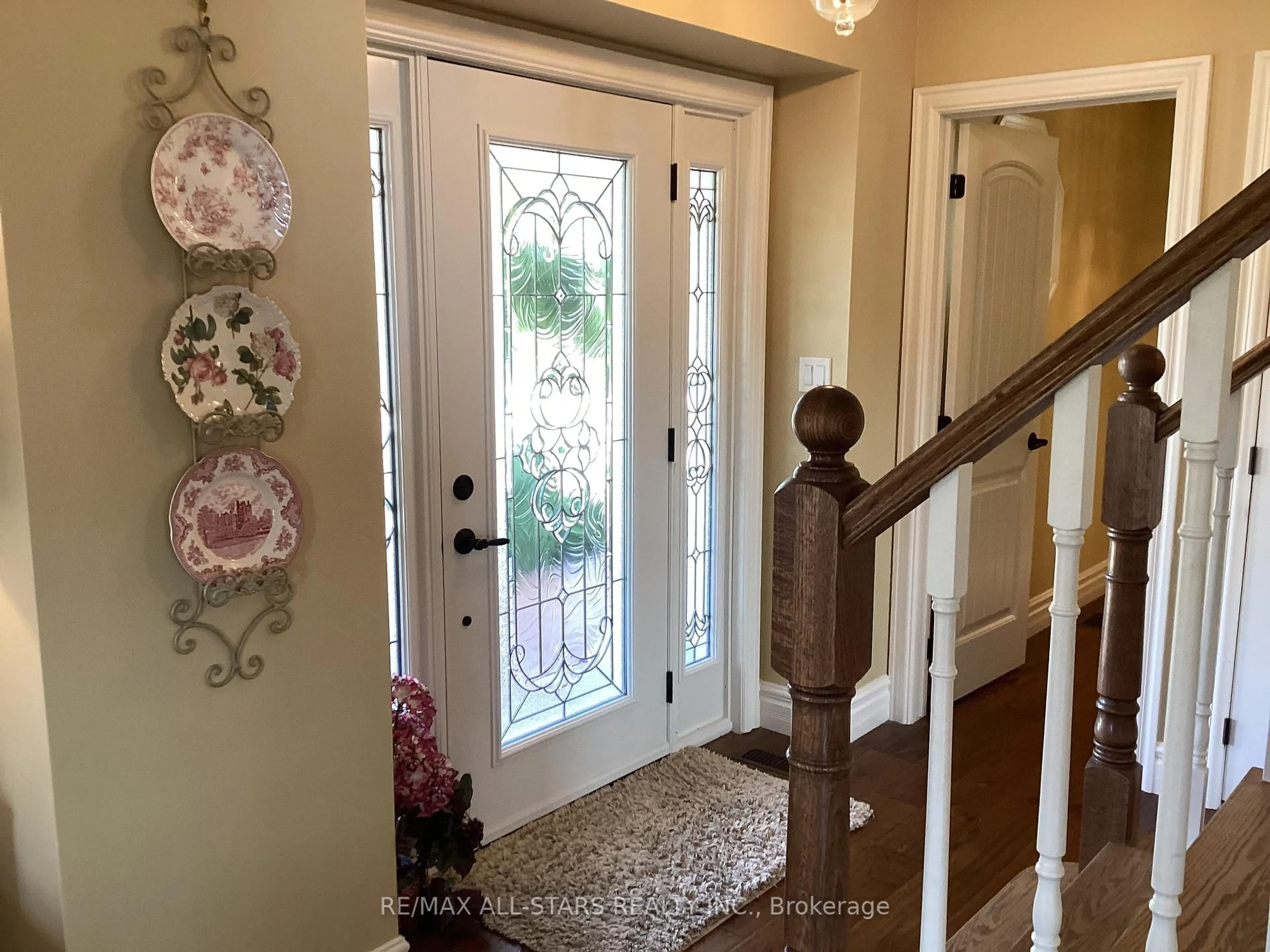 Indoor entryway for 41 McLarens Creek Rd, Kawartha Lakes Ontario K0M 1G0