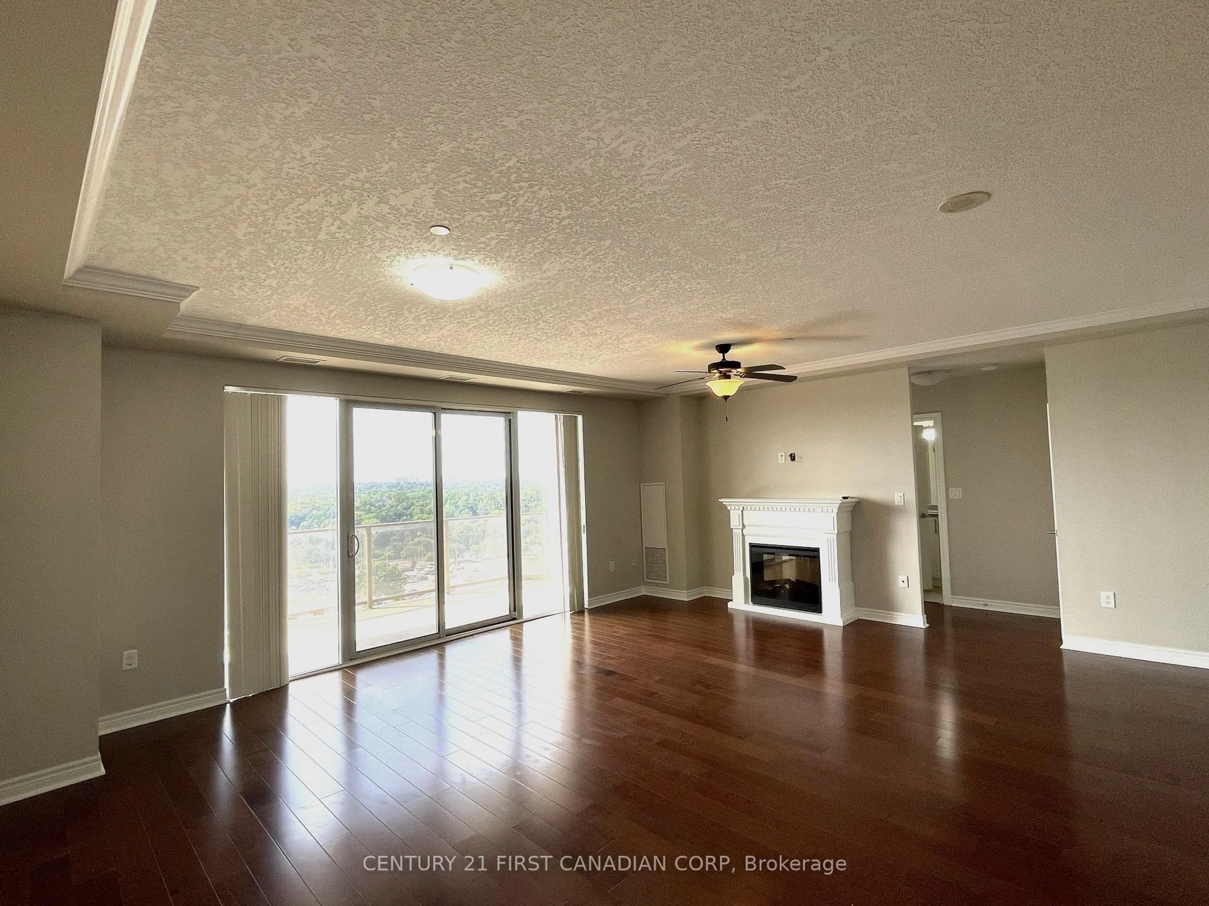 A pic of a room for 330 RIDOUT St #1307, London East Ontario N6C 3Z3