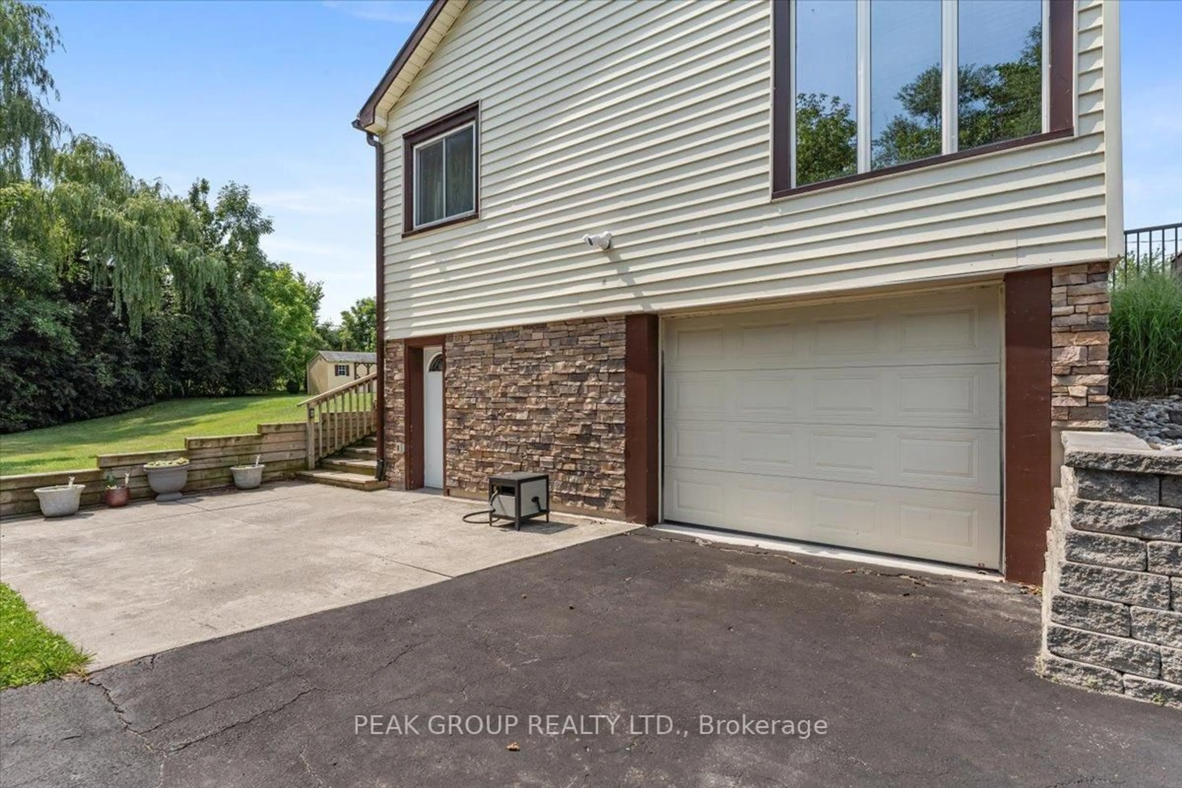 Unknown for 4456 Lyons Creek Rd, Niagara Falls Ontario L2E 6S6