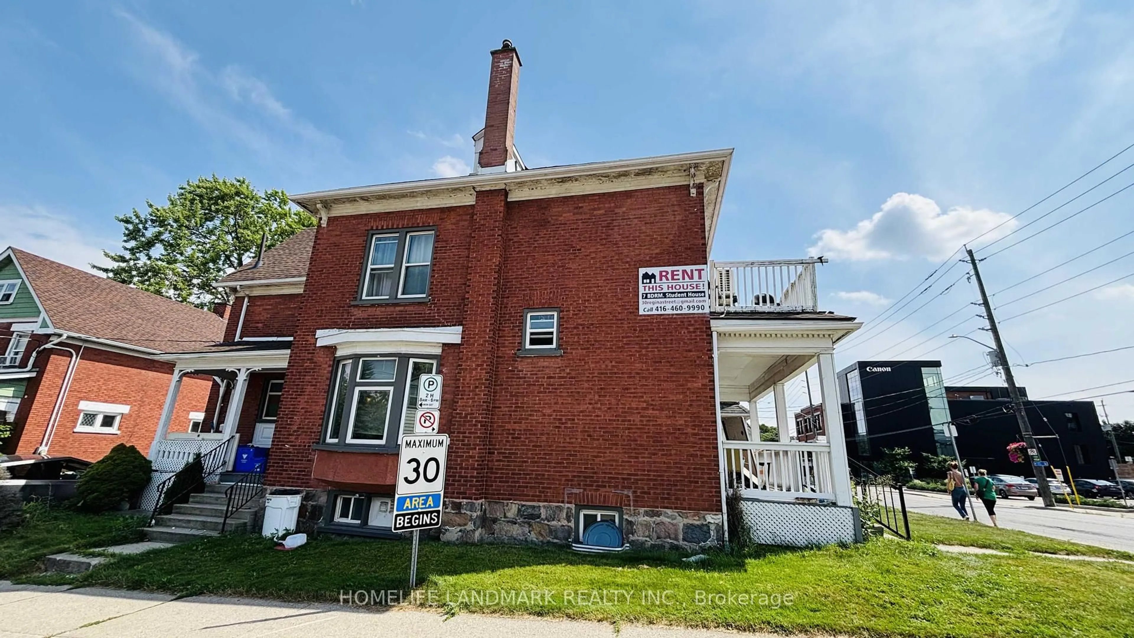 Home with brick exterior material, building for 30 Regina St, Waterloo Ontario N2J 3A1