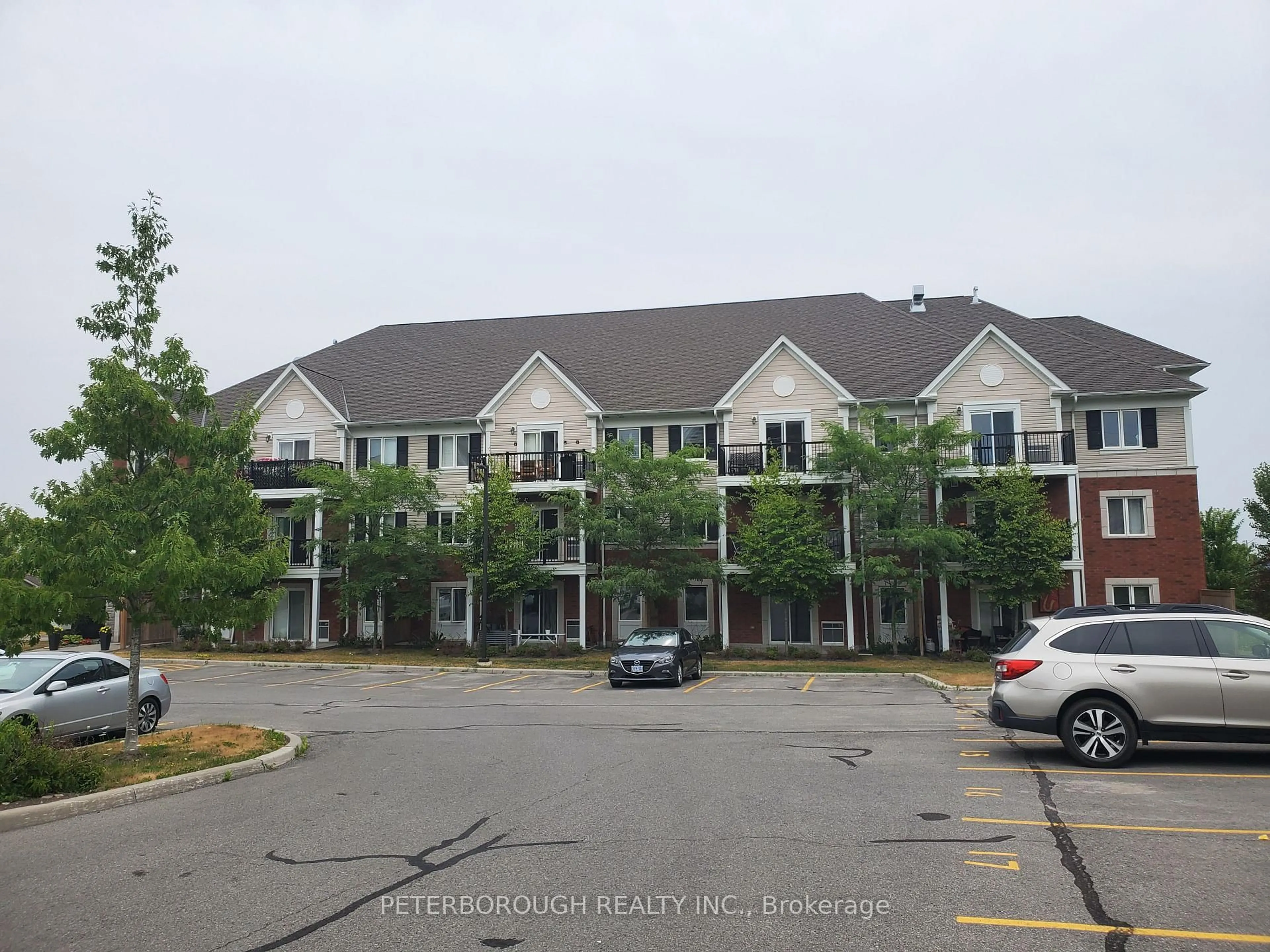 A pic from outside/outdoor area/front of a property/back of a property/a pic from drone, mountain view for 910 Wentworth St #301, Peterborough West Ontario K9J 8R8