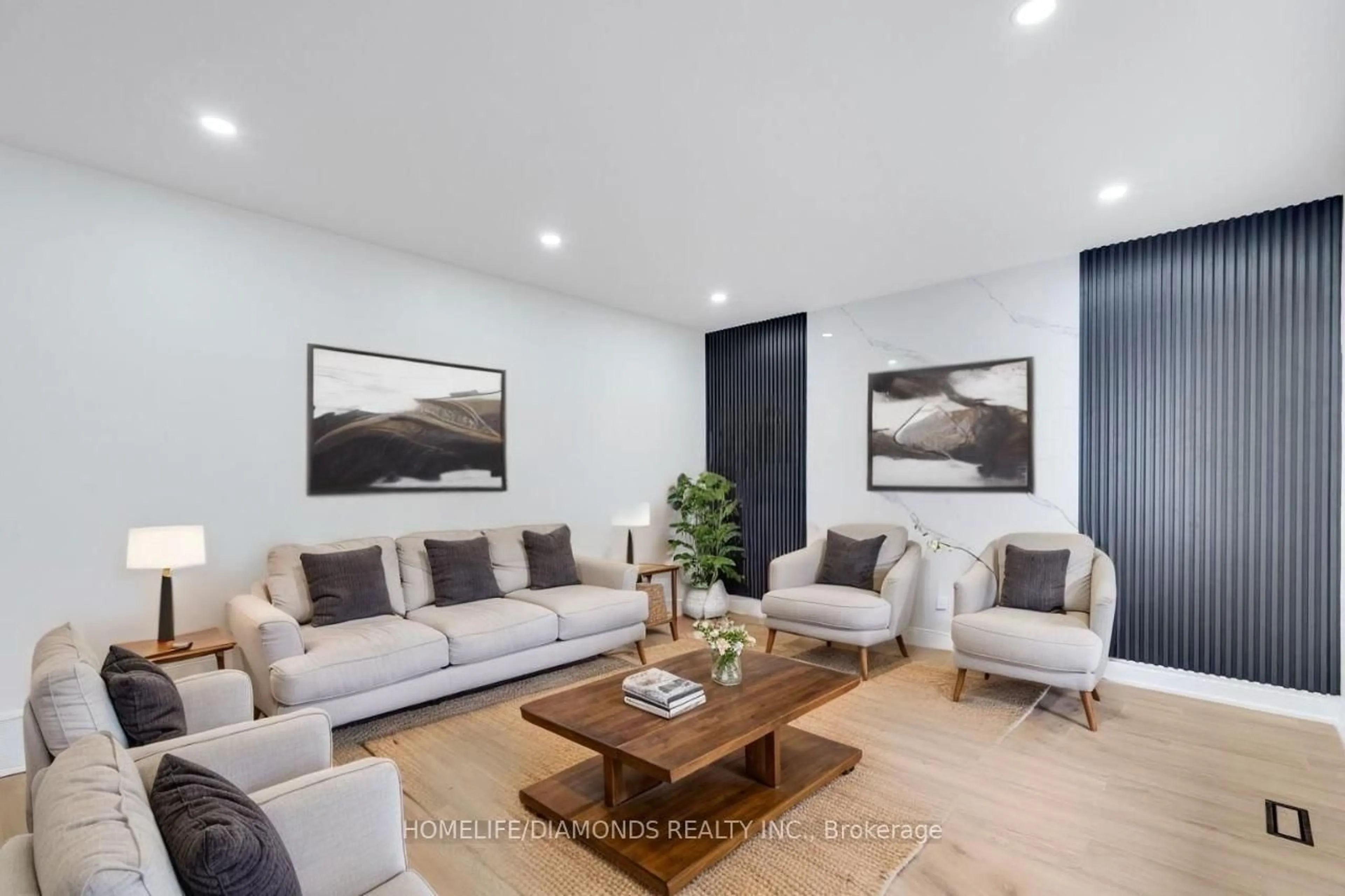 Living room with furniture, wood/laminate floor for 7305 MERRITT Ave, Niagara Falls Ontario L2G 5C3