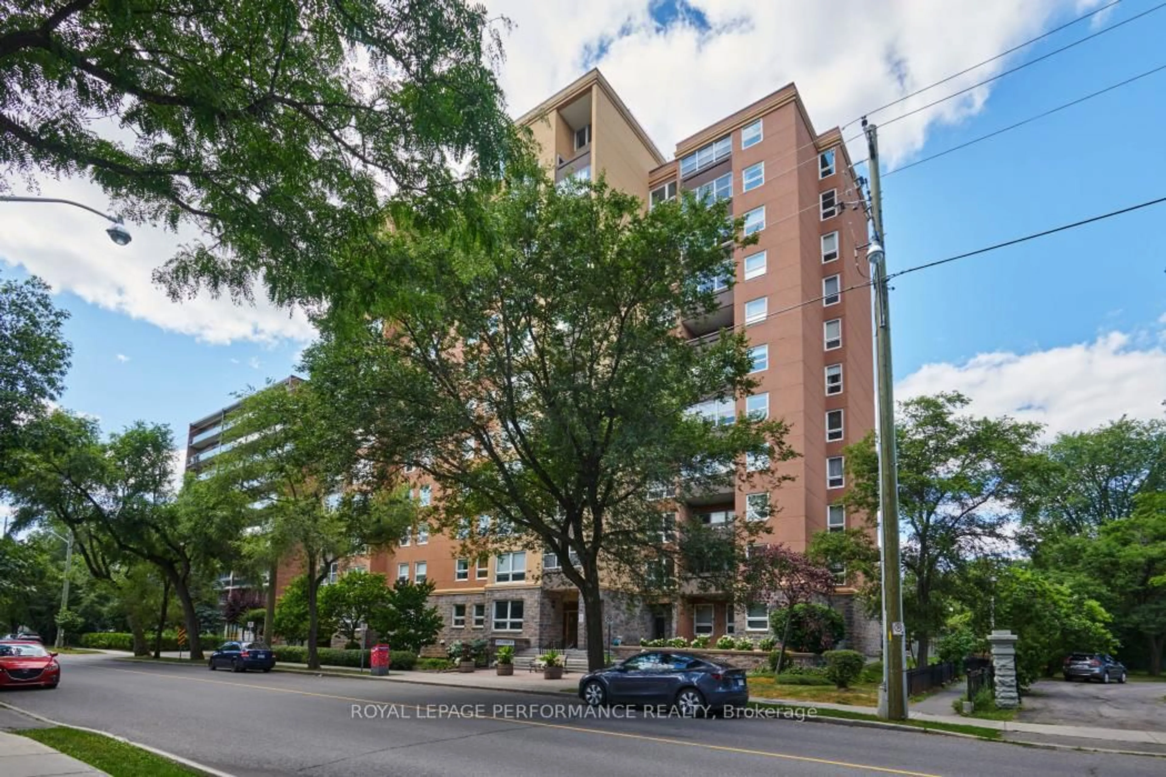 Unknown for 373 Laurier Ave #1103, Ottawa Ontario K1N 8X6