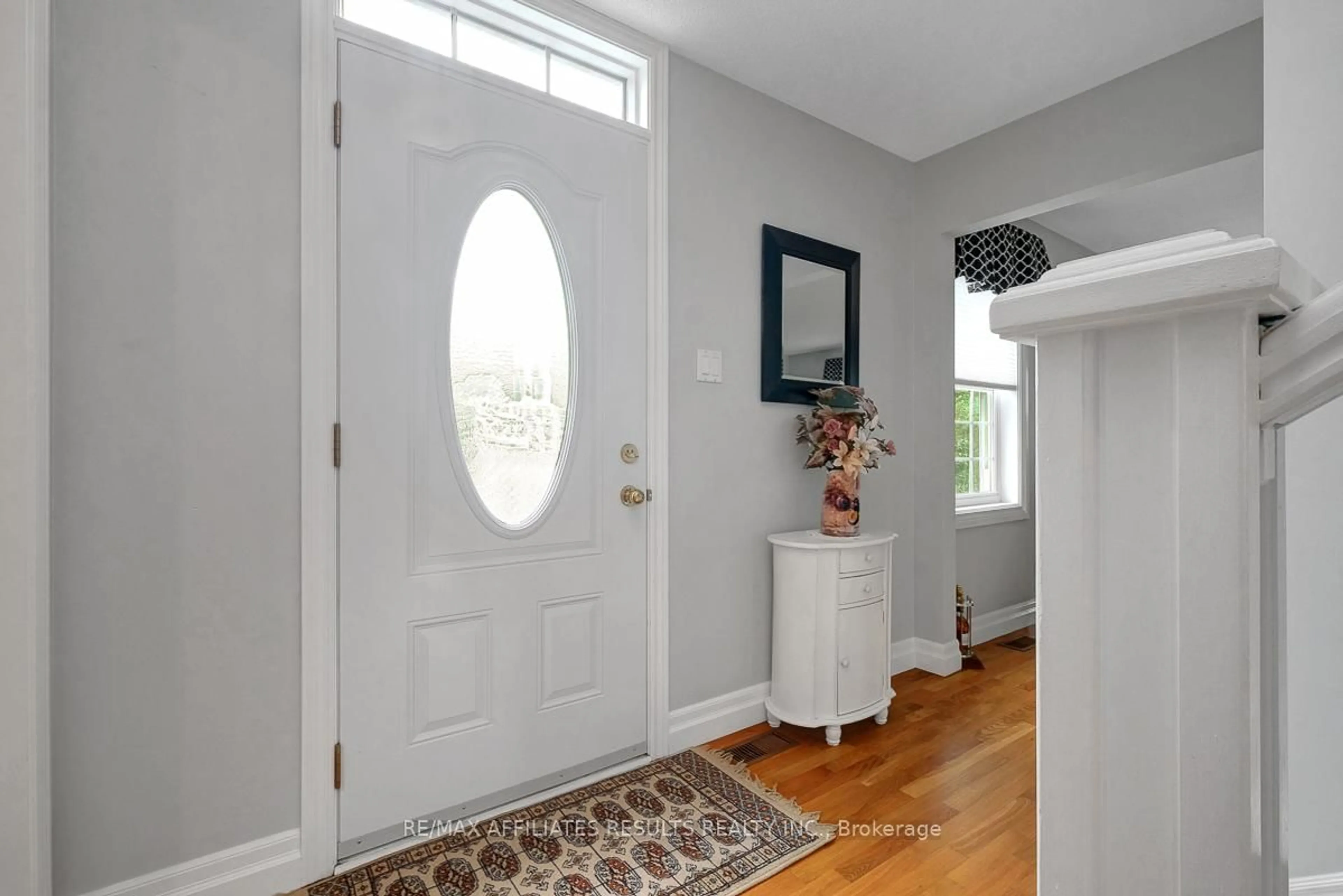 Indoor entryway for 2792 Tennyson Rd, Perth Ontario K7H 3C8