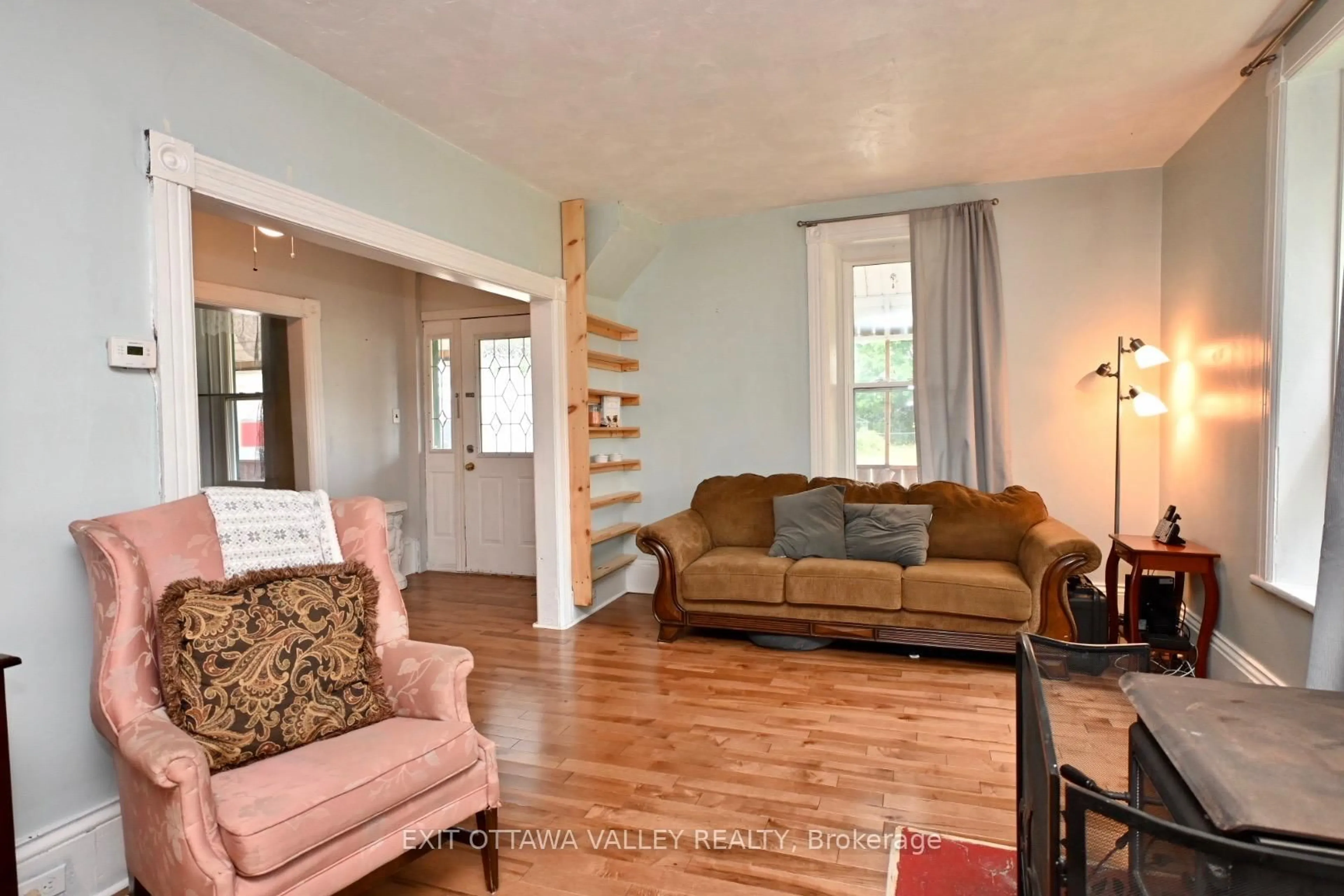 Living room with furniture, unknown for 27 Grace St, Westmeath Ontario K0J 2L0