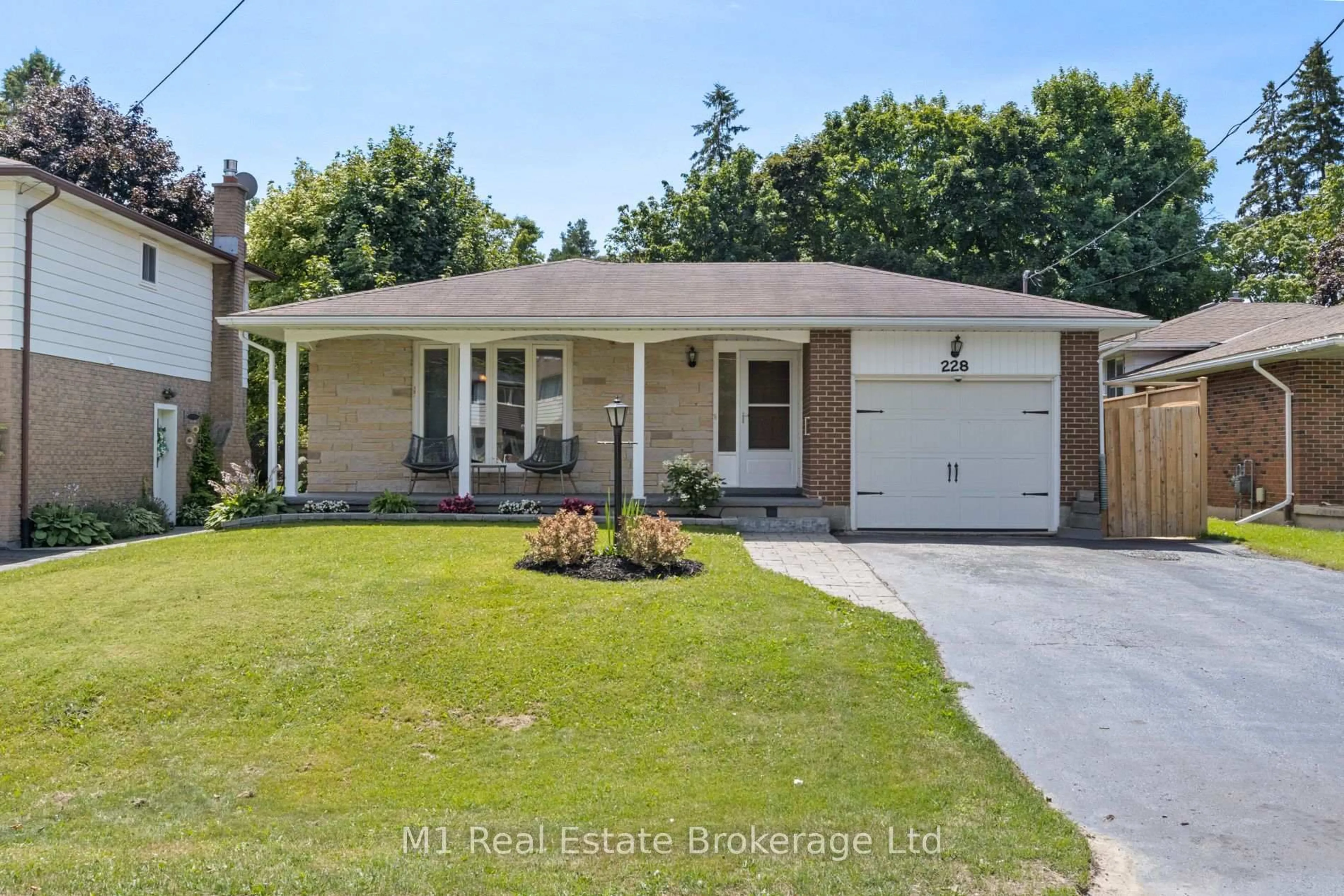 Unknown for 228 Adelaide St, Wellington North Ontario N0G 1A0