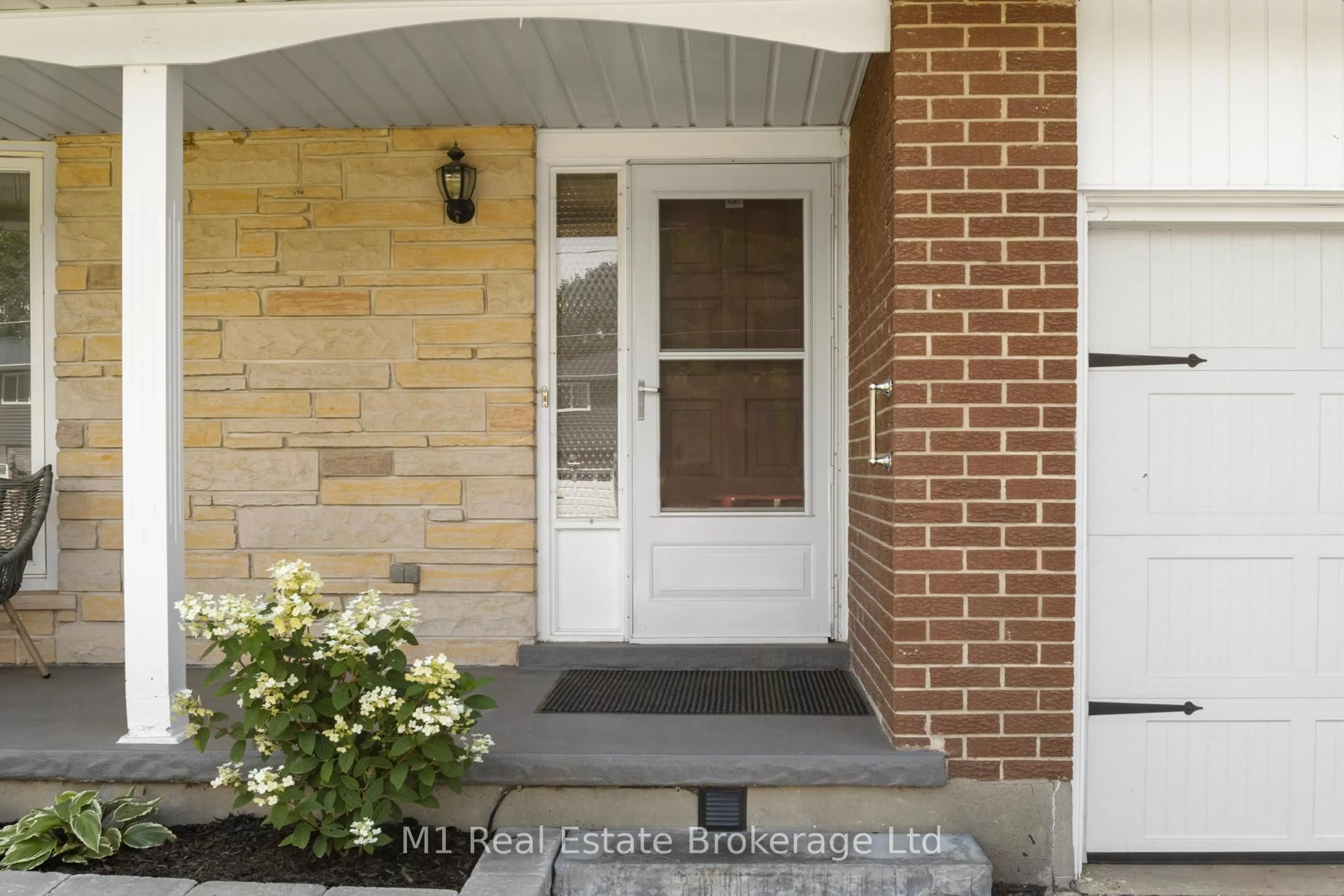 Indoor entryway for 228 Adelaide St, Wellington North Ontario N0G 1A0