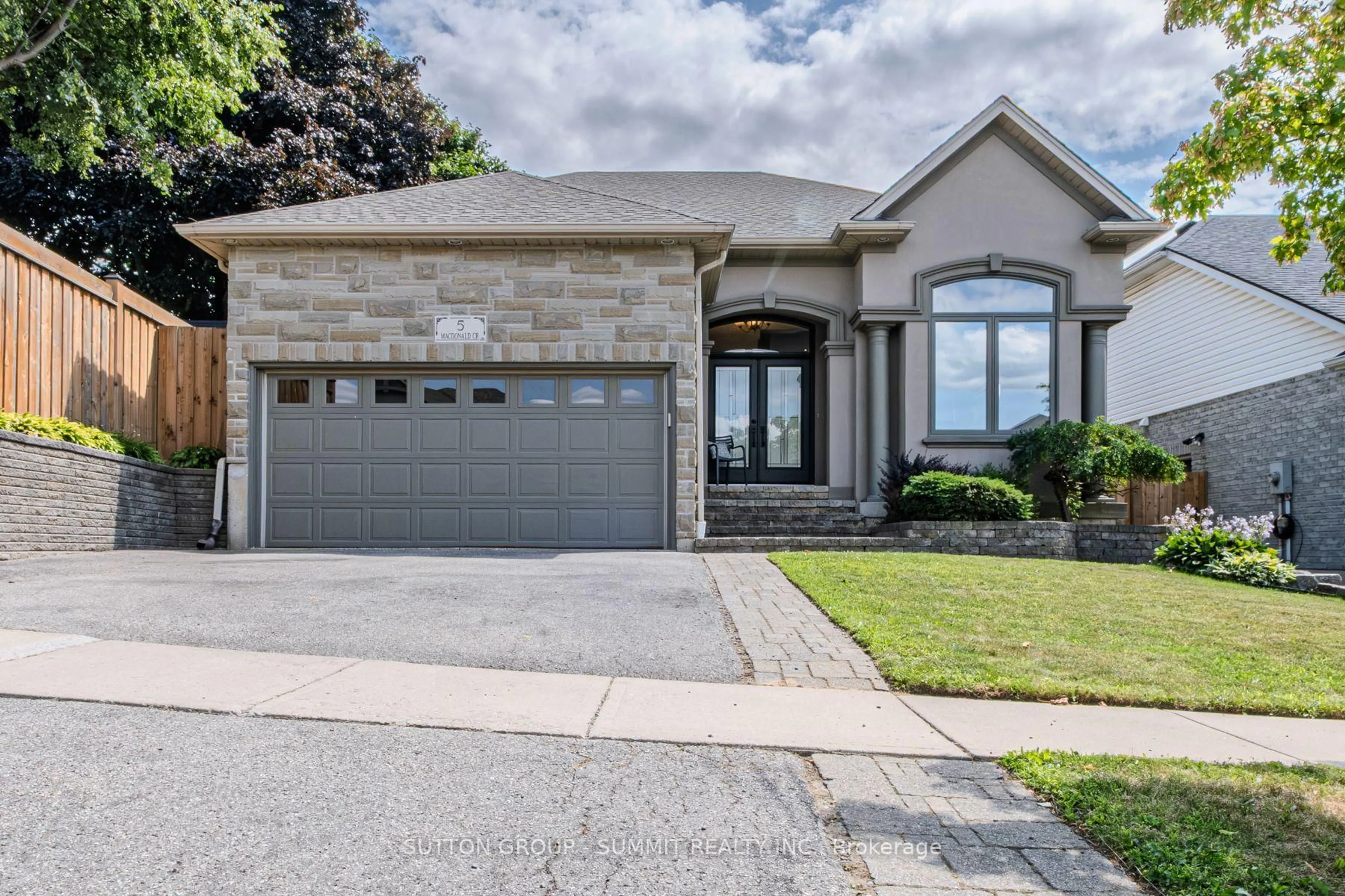 Home with brick exterior material, street for 5 Macdonald Cres, Brantford Ontario N3R 8B2