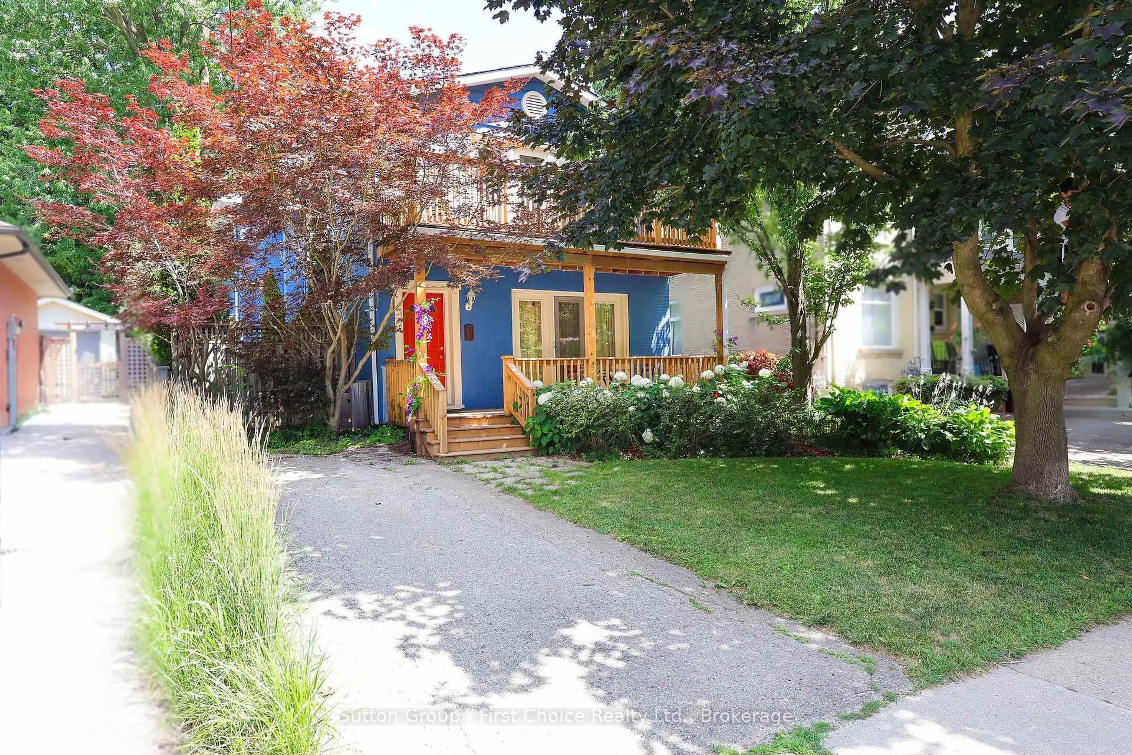 Unknown for 176 Cobourg St, Stratford Ontario N5A 3E8