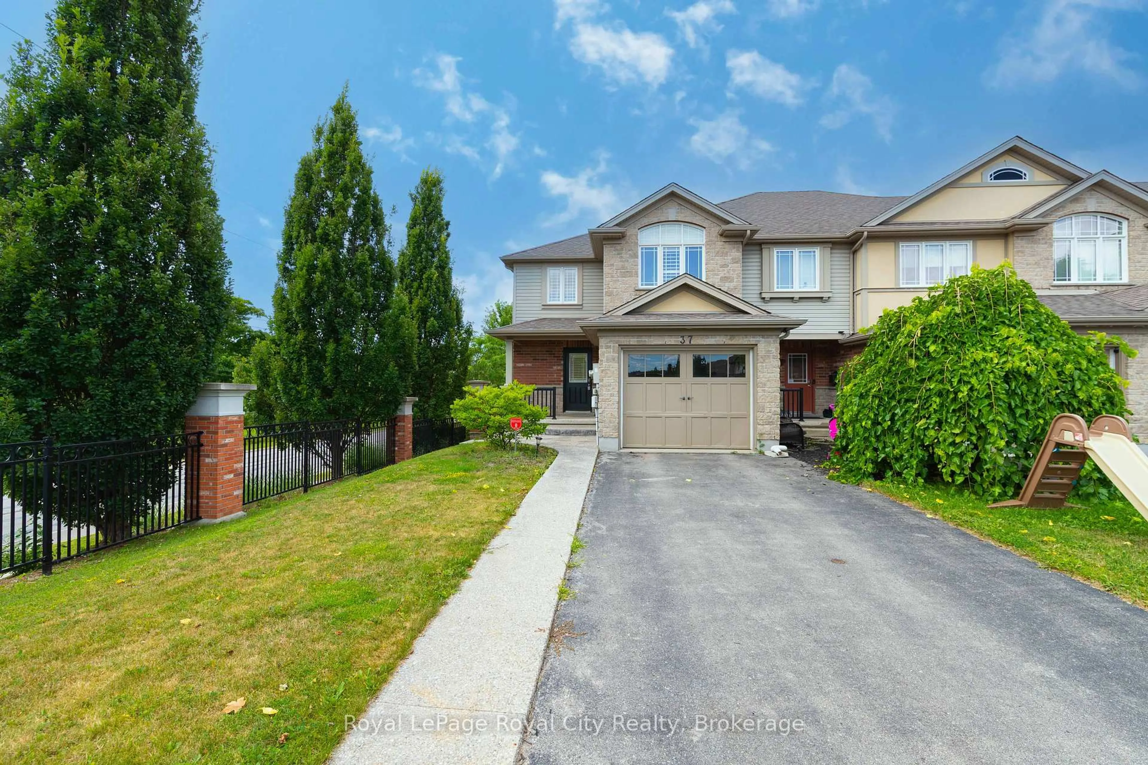 Unknown for 37 Wilkie Cres, Guelph Ontario N1L 0B1