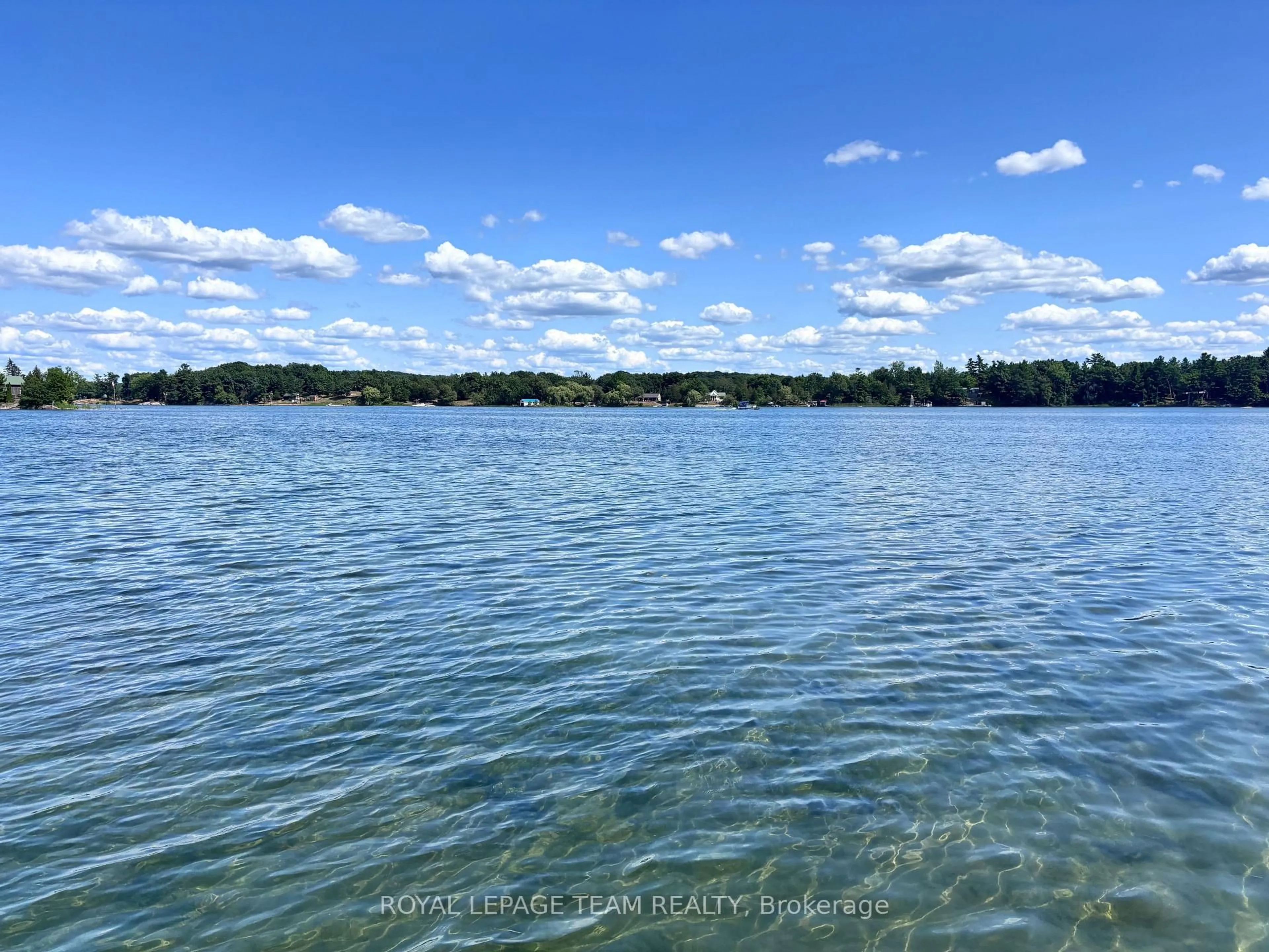 Blurry image for 39 Kerry Point Rd, Leeds and the Thousand Islands Ontario K0E 1R0