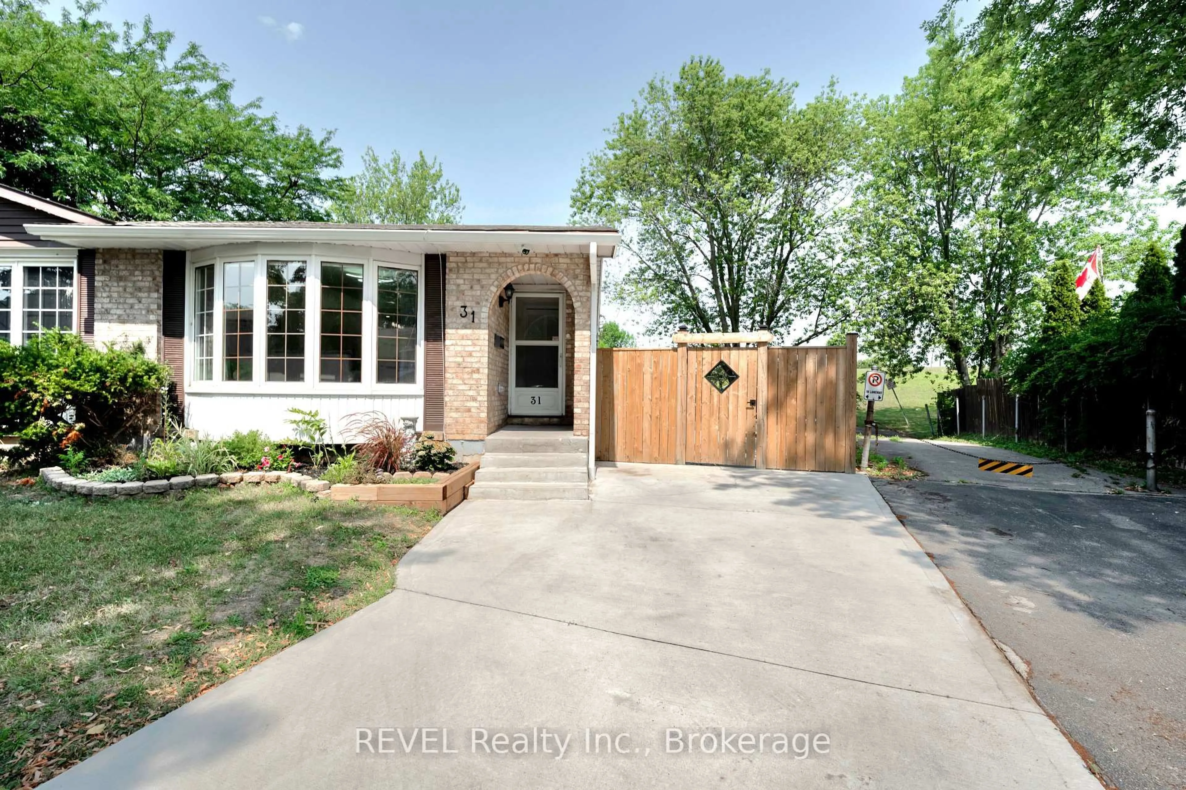 Home with brick exterior material, street for 31 Deborah Crt, St. Catharines Ontario L2P 3R6