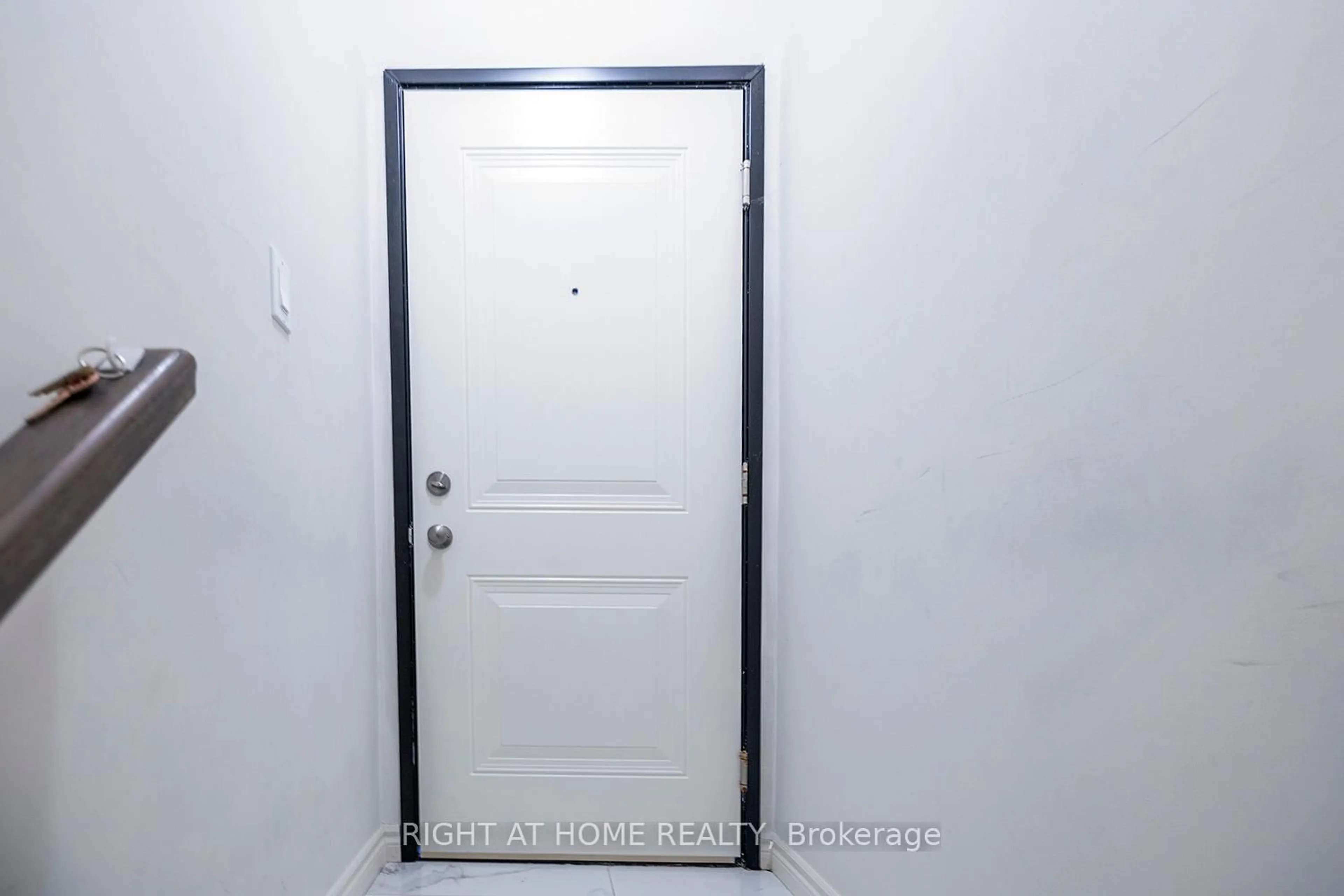 Unknown for 164 Heiman St #7A, Kitchener Ontario N2M 0B8